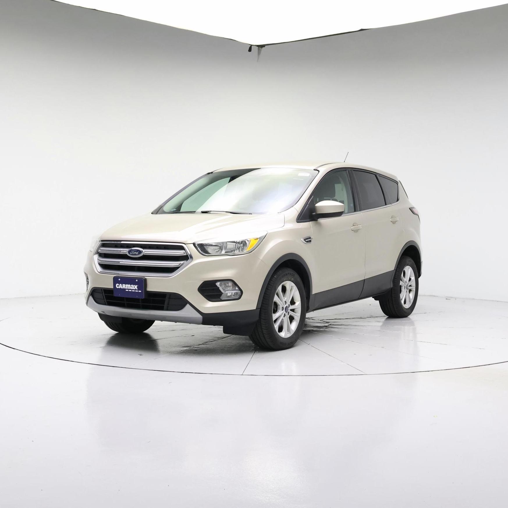 Thumbnail: 2017 Ford Escape - 4