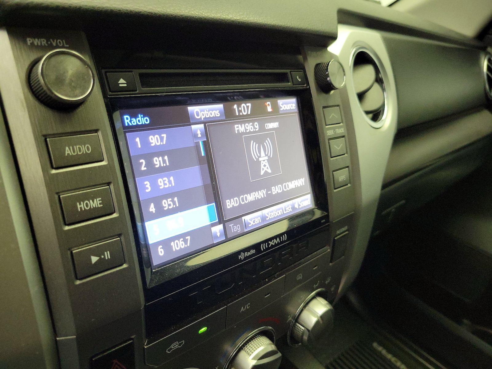 2016 Toyota Tundra SR5 - Photo 13