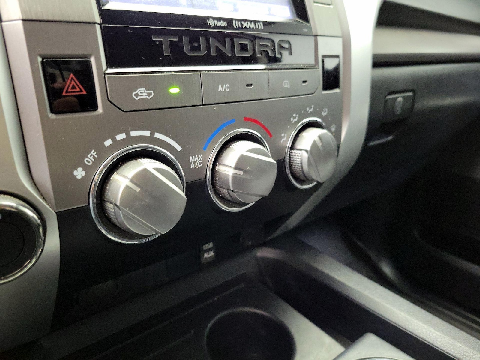 2016 Toyota Tundra SR5 - Photo 14