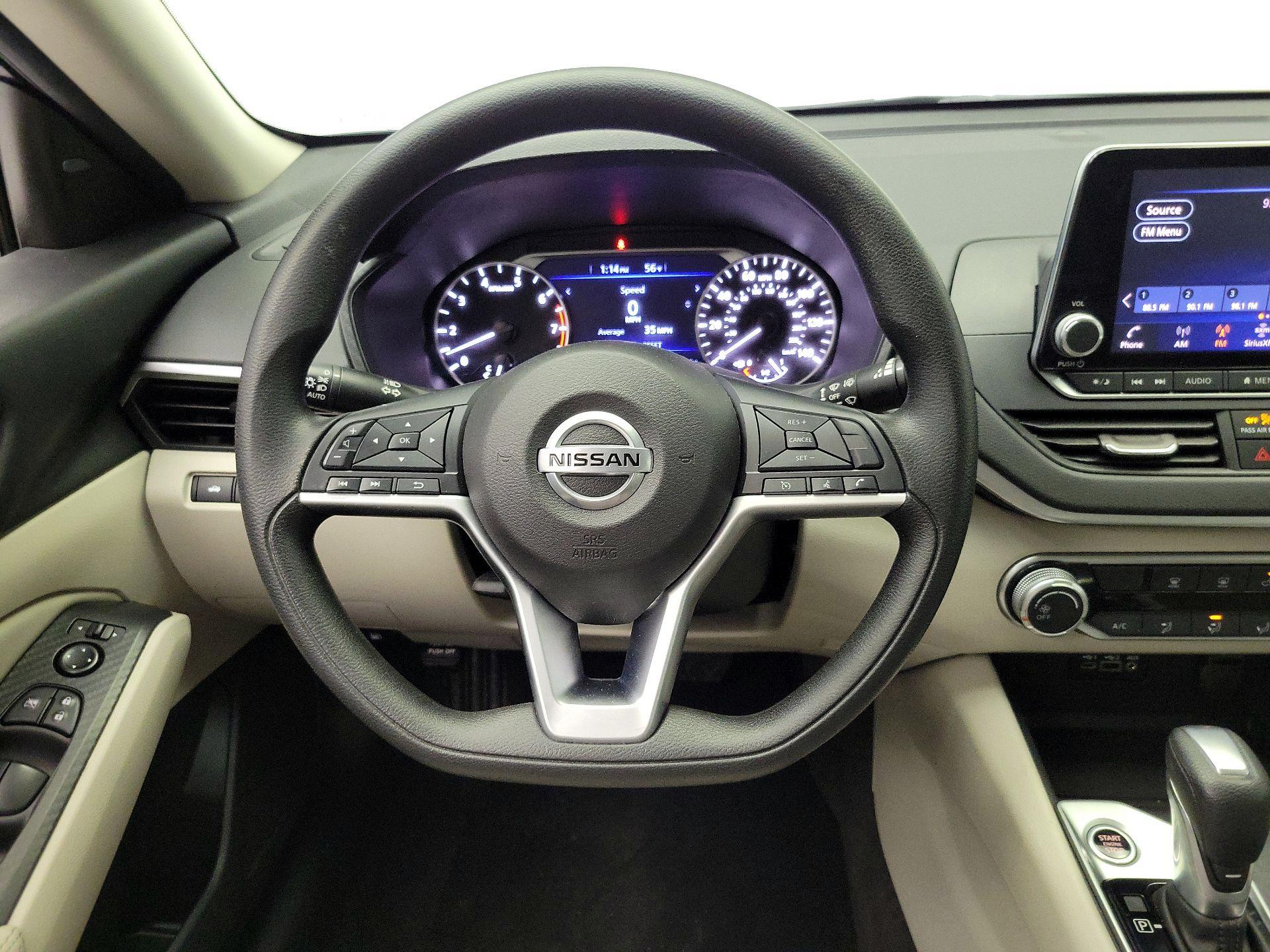 Thumbnail: 2022 Nissan Altima - 10