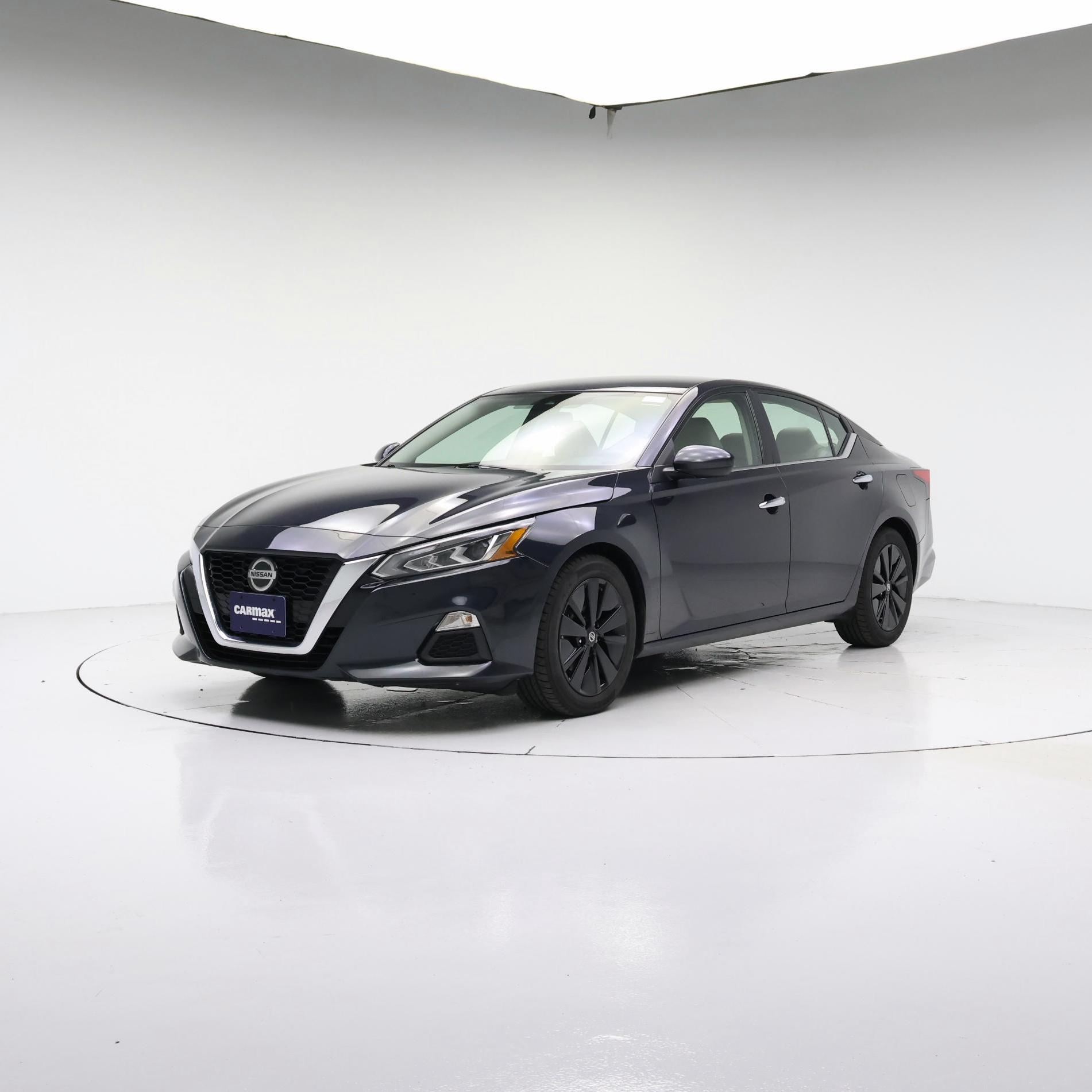 Thumbnail: 2022 Nissan Altima - 4
