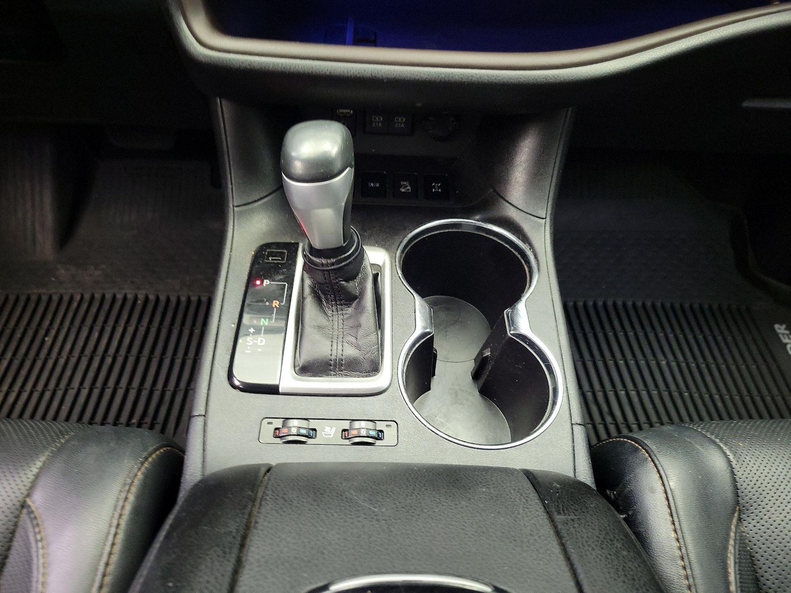 2018 Toyota Highlander Limited - Photo 17