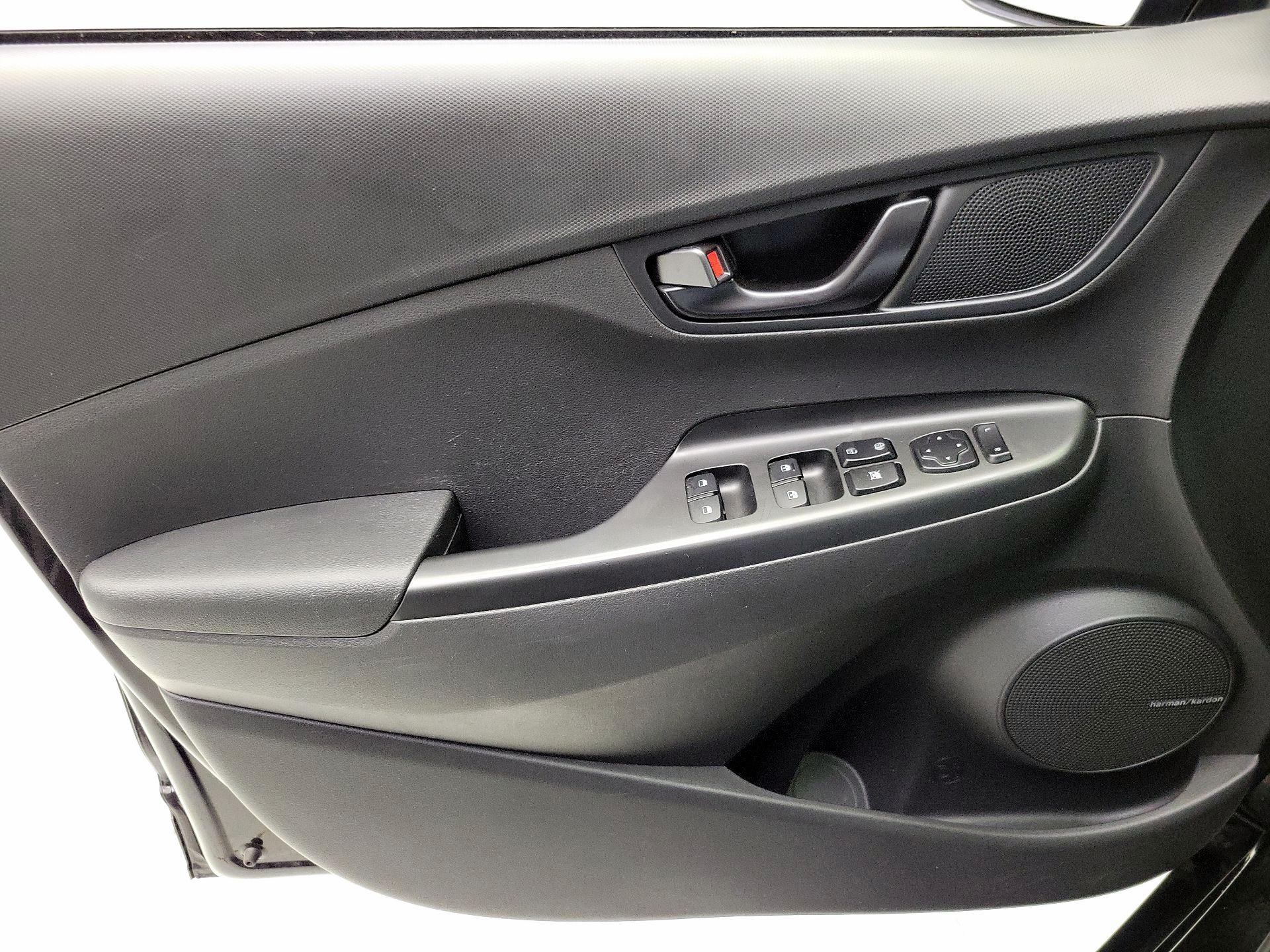 Thumbnail: 2022 Hyundai Kona - 12