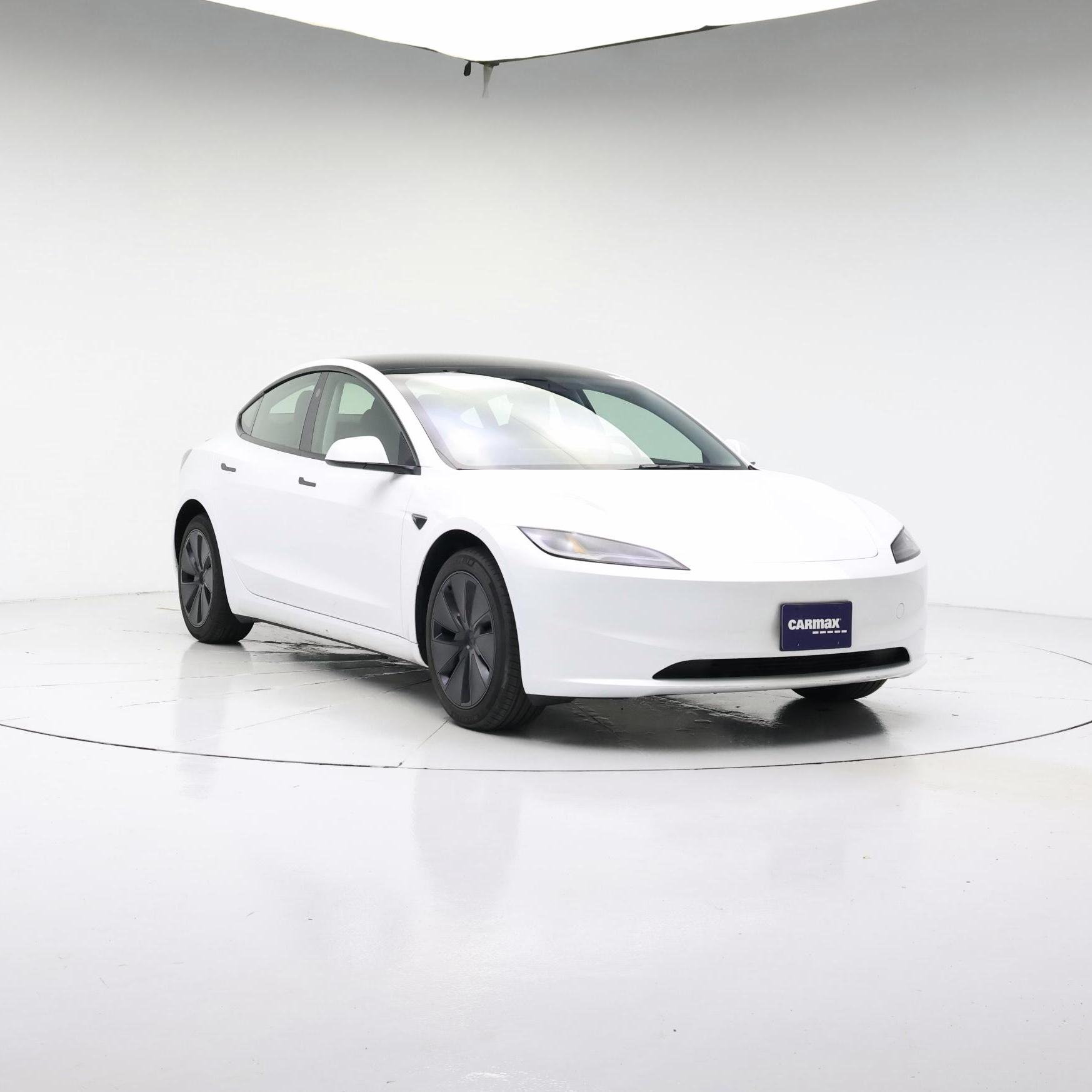 White 2025 Tesla Model 3 Sedan Rear-Wheel Drive Automatic