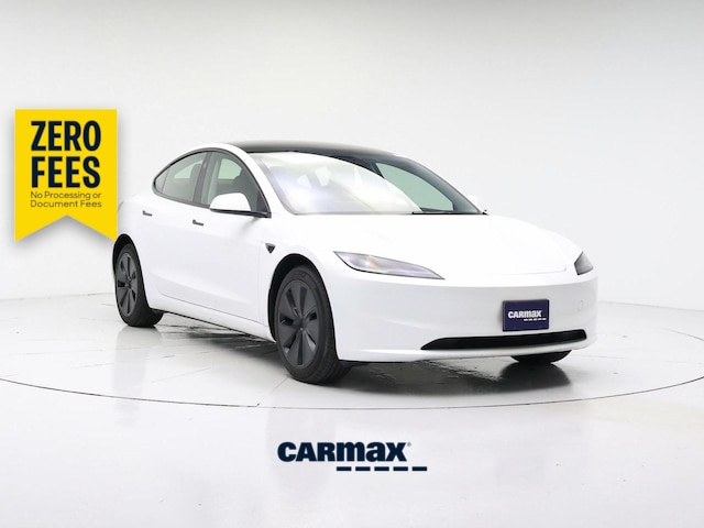 White 2025 Tesla Model 3 Sedan Rear-Wheel Drive Automatic
