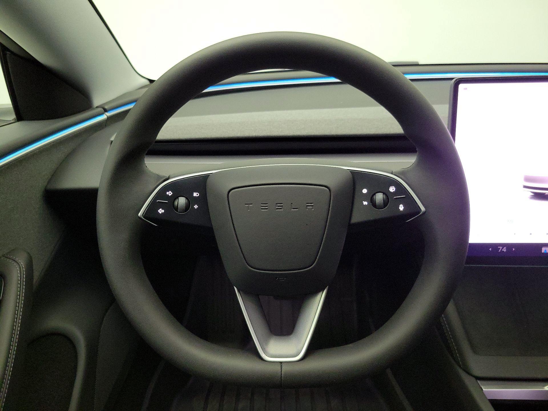 Thumbnail: 2025 Tesla Model 3 - 10