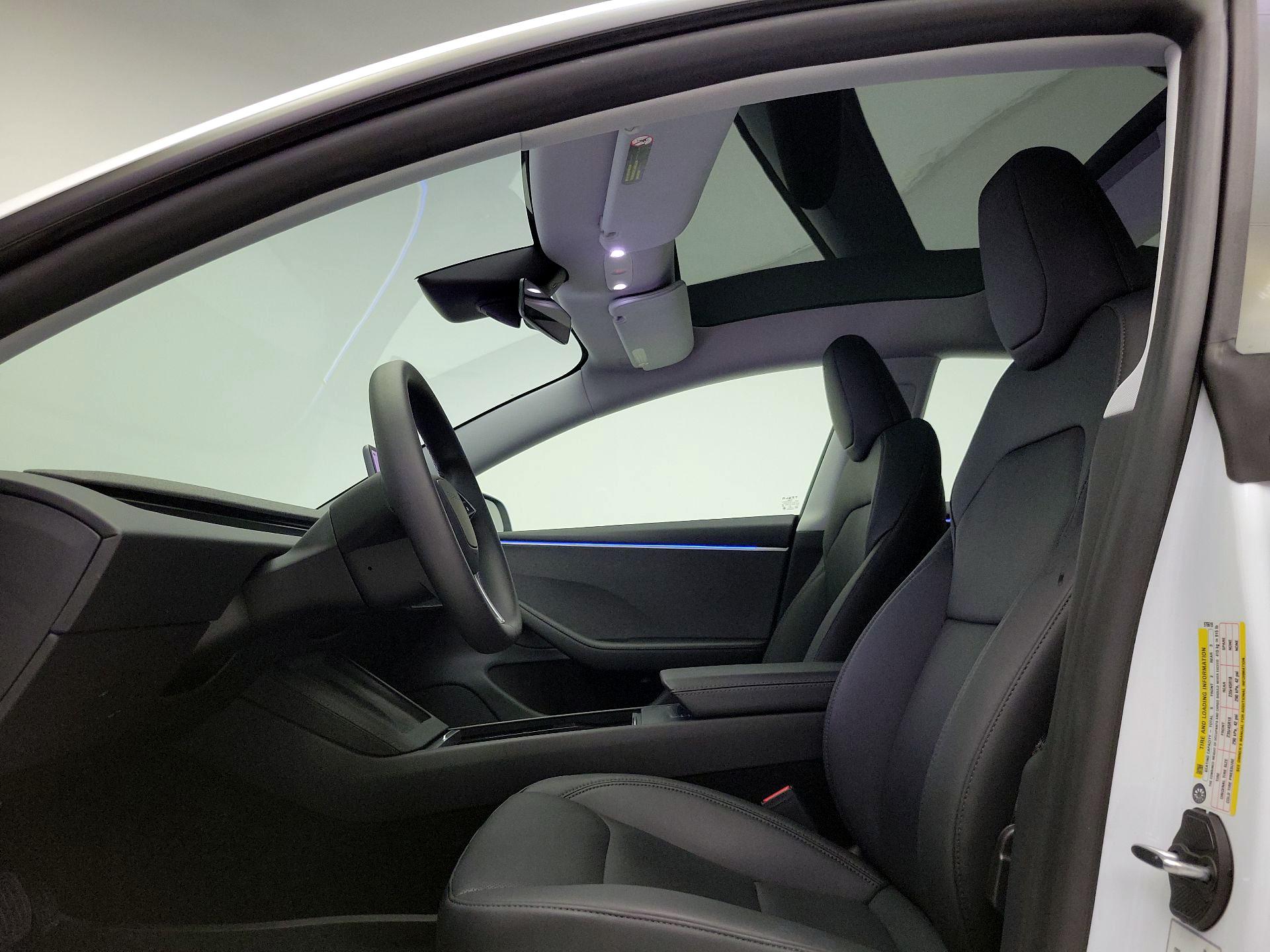 Thumbnail: 2025 Tesla Model 3 - 19