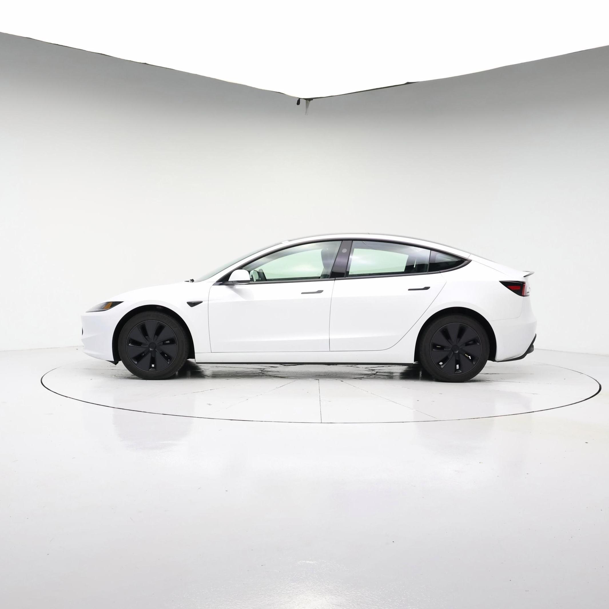 Thumbnail: 2025 Tesla Model 3 - 3