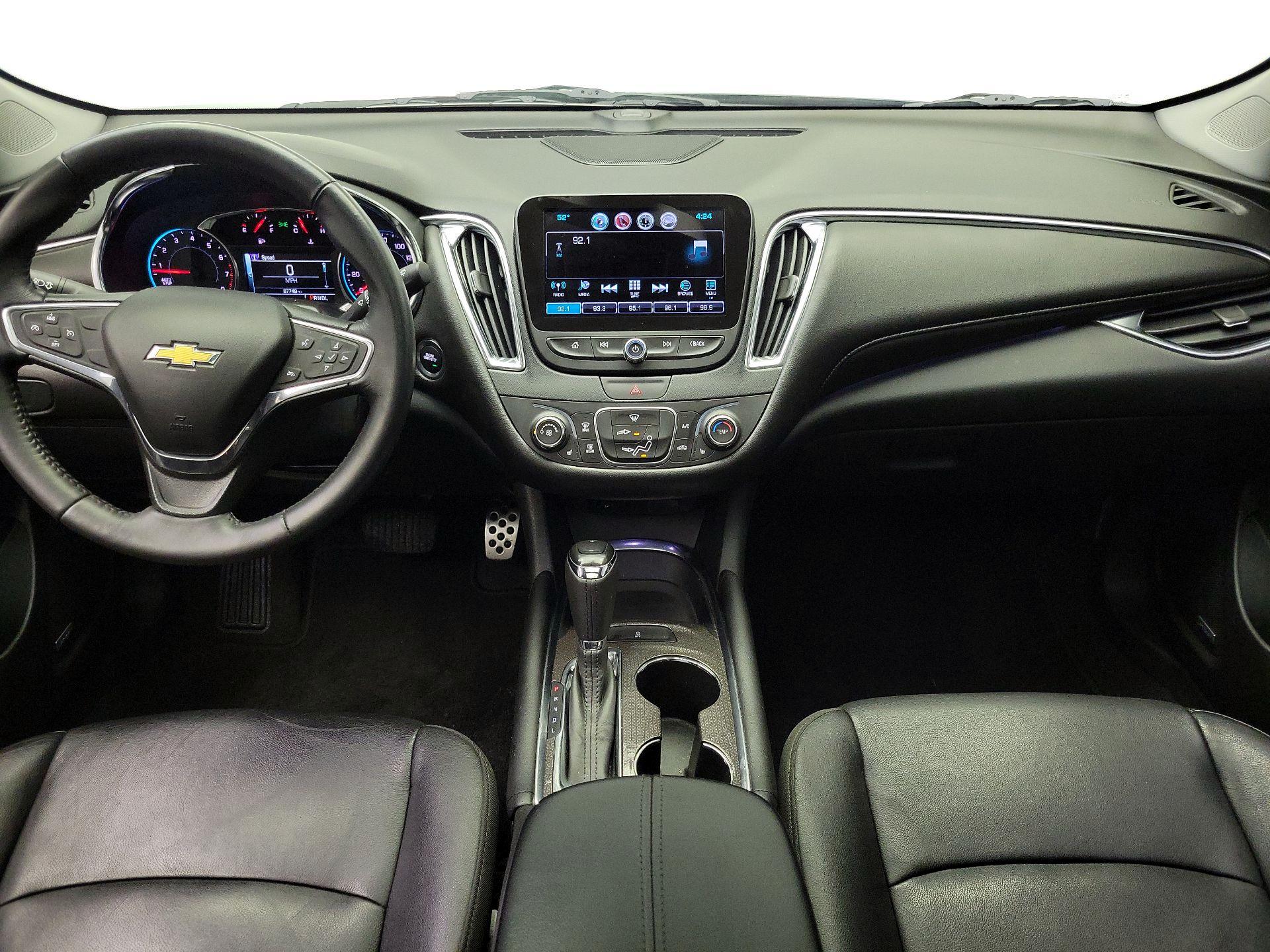 Thumbnail: 2016 Chevrolet Malibu - 9
