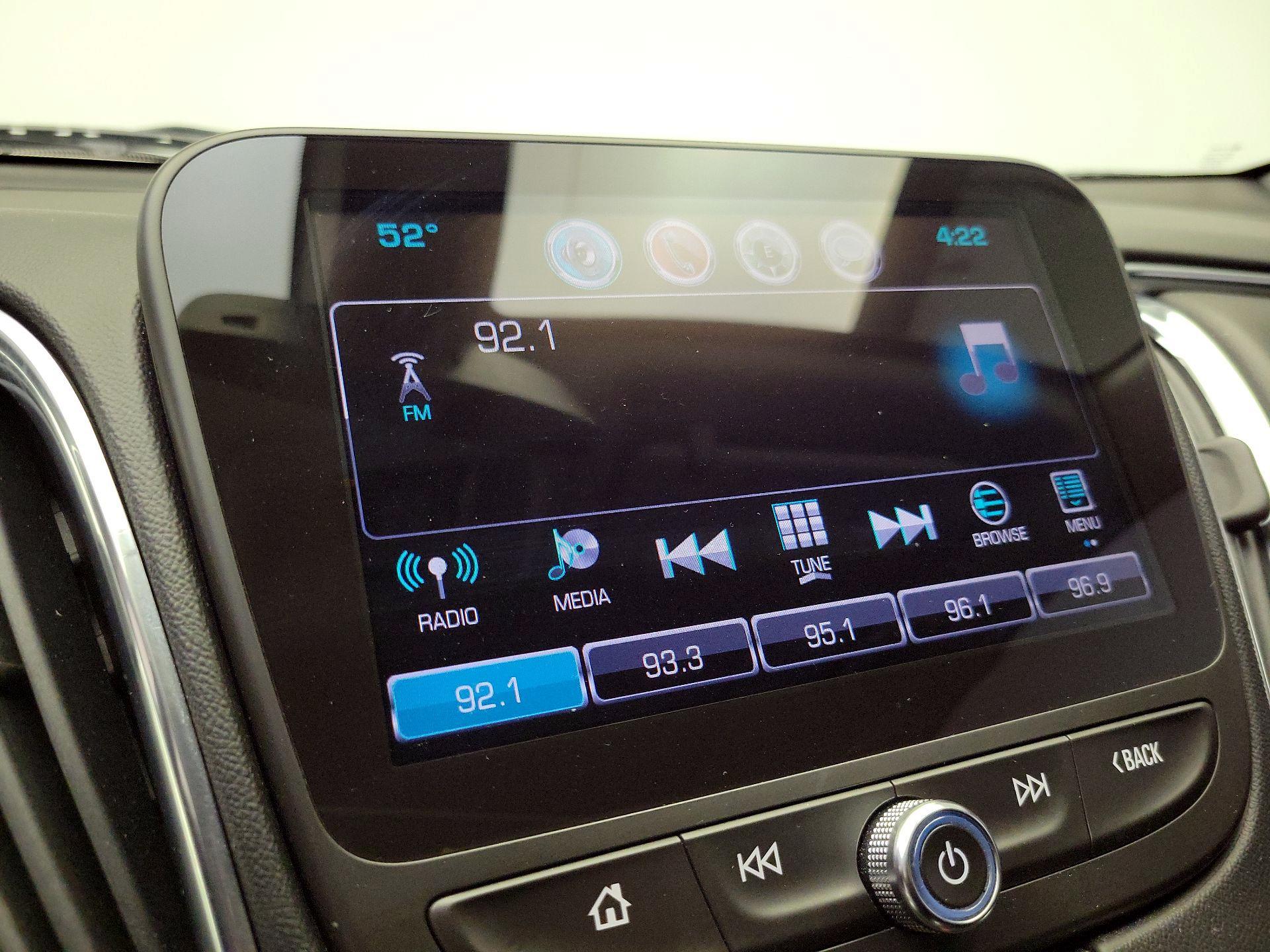 Thumbnail: 2016 Chevrolet Malibu - 15