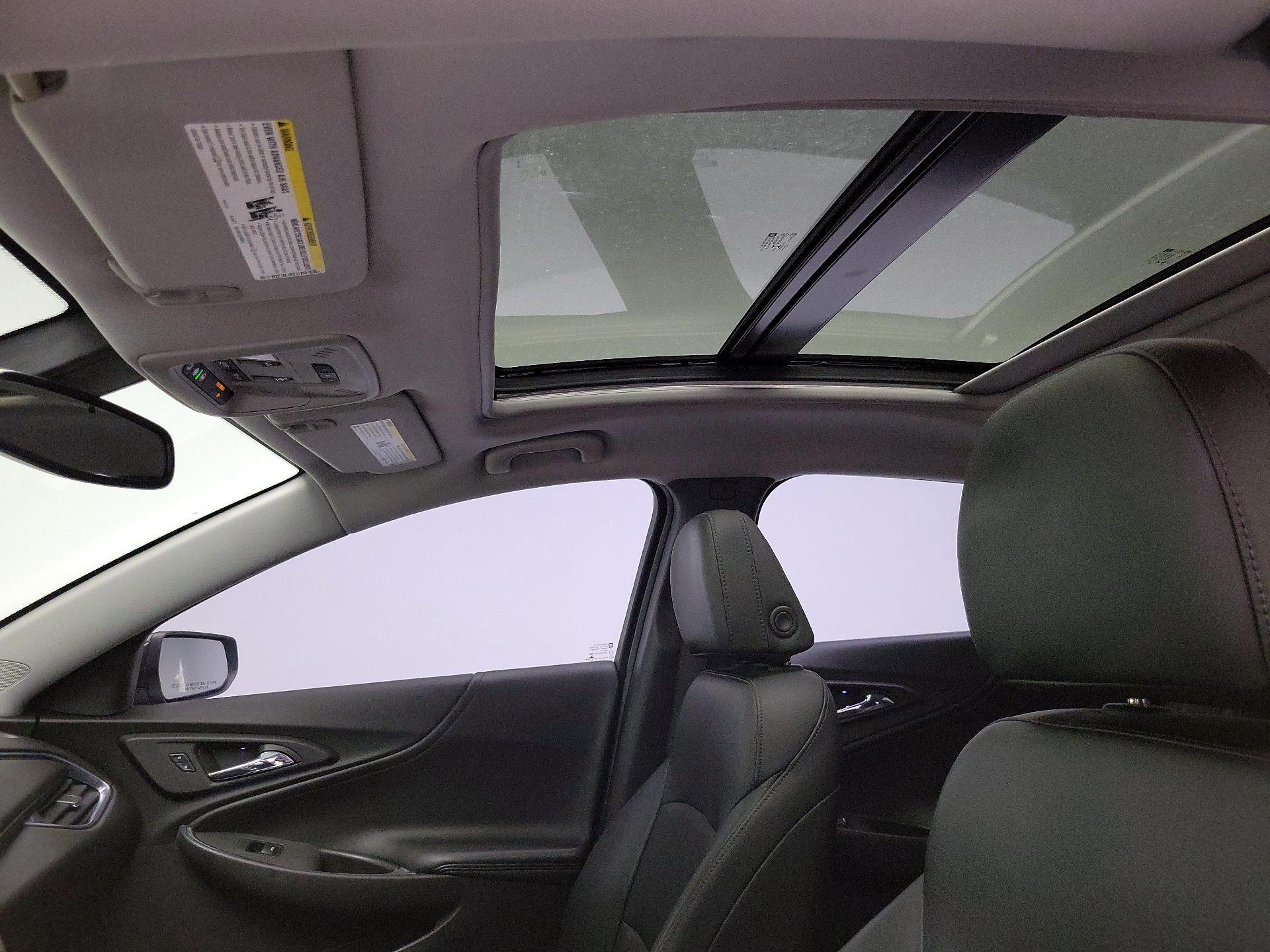 Thumbnail: 2016 Chevrolet Malibu - 19