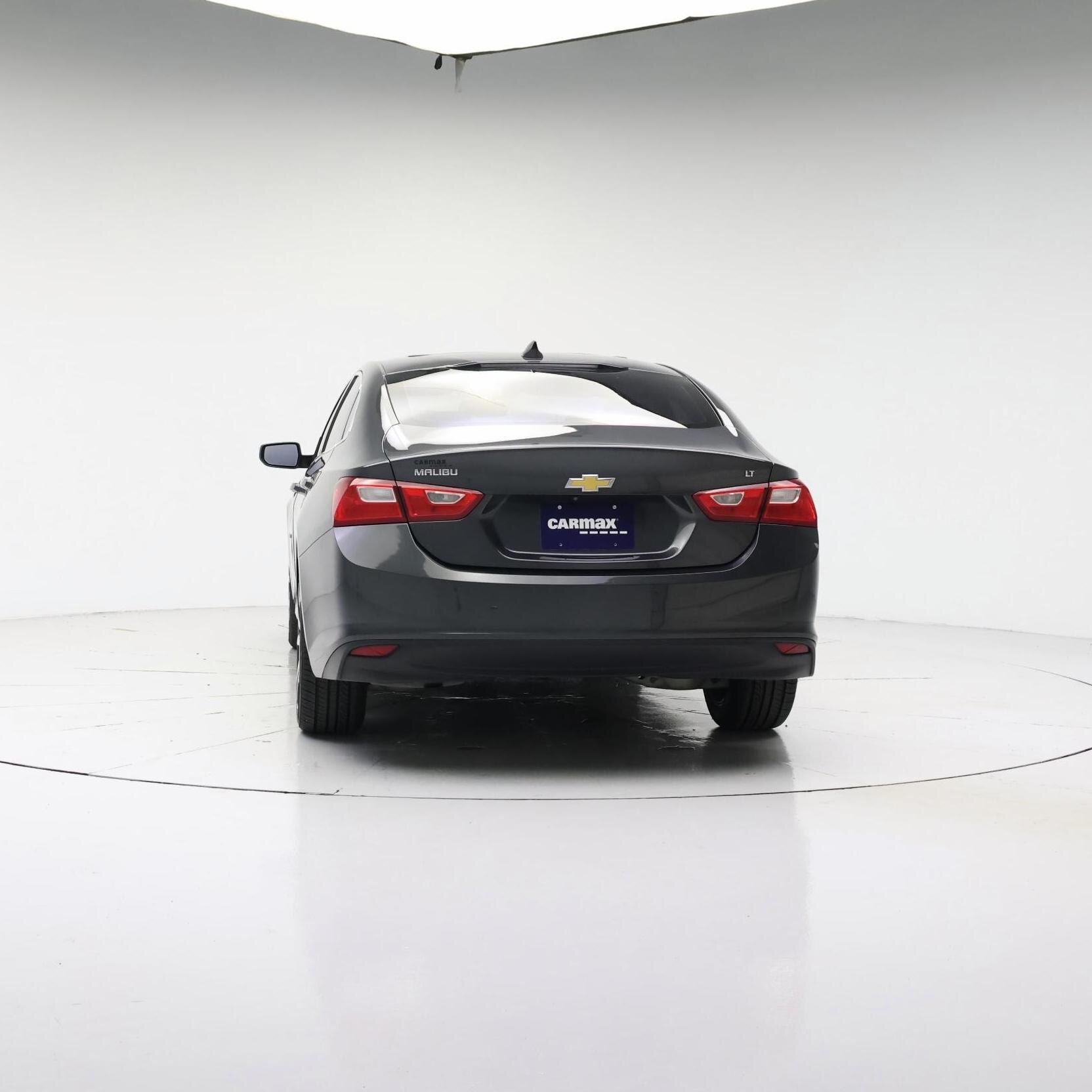 Thumbnail: 2016 Chevrolet Malibu - 6