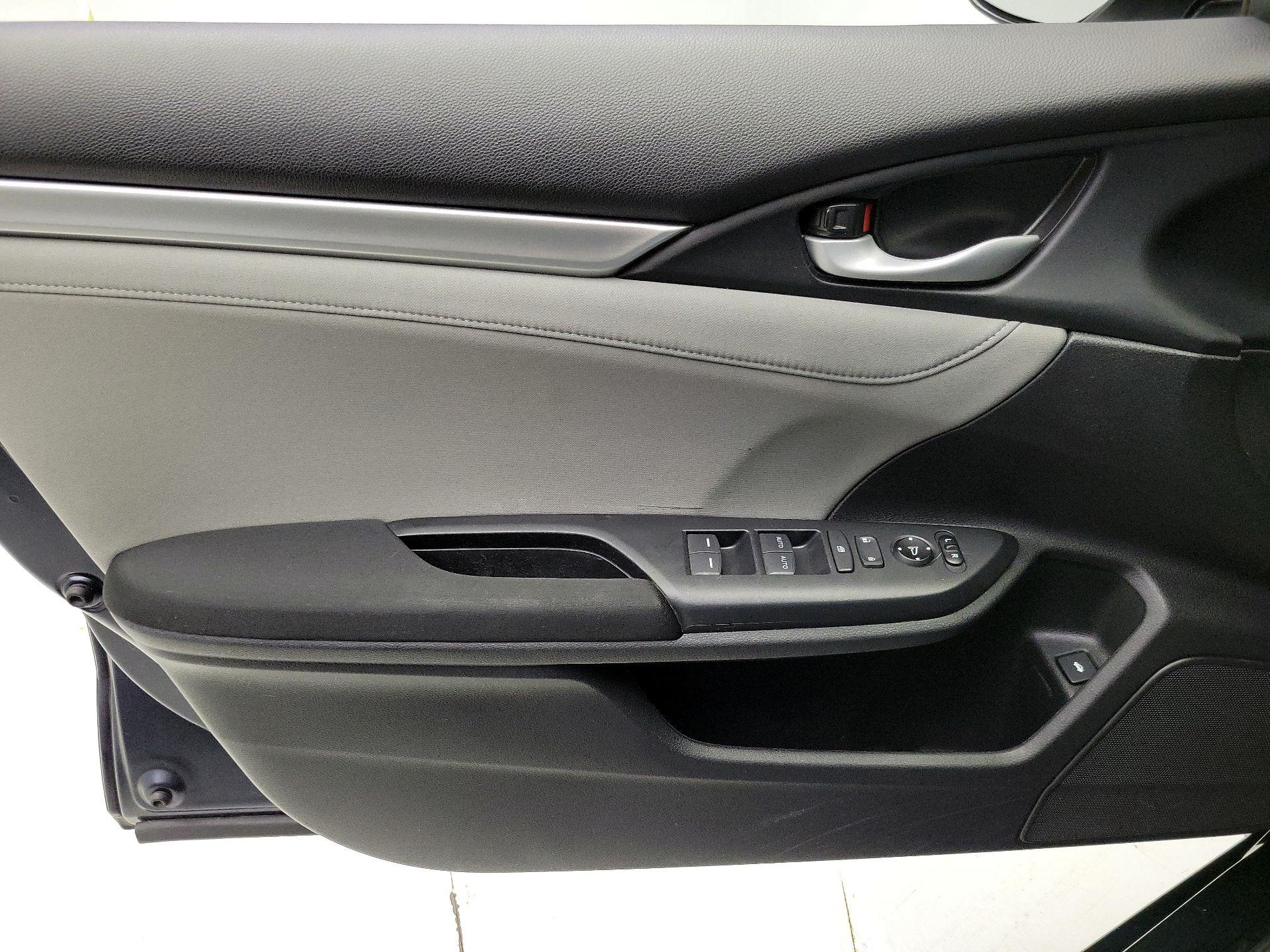 Thumbnail: 2020 Honda Civic - 12