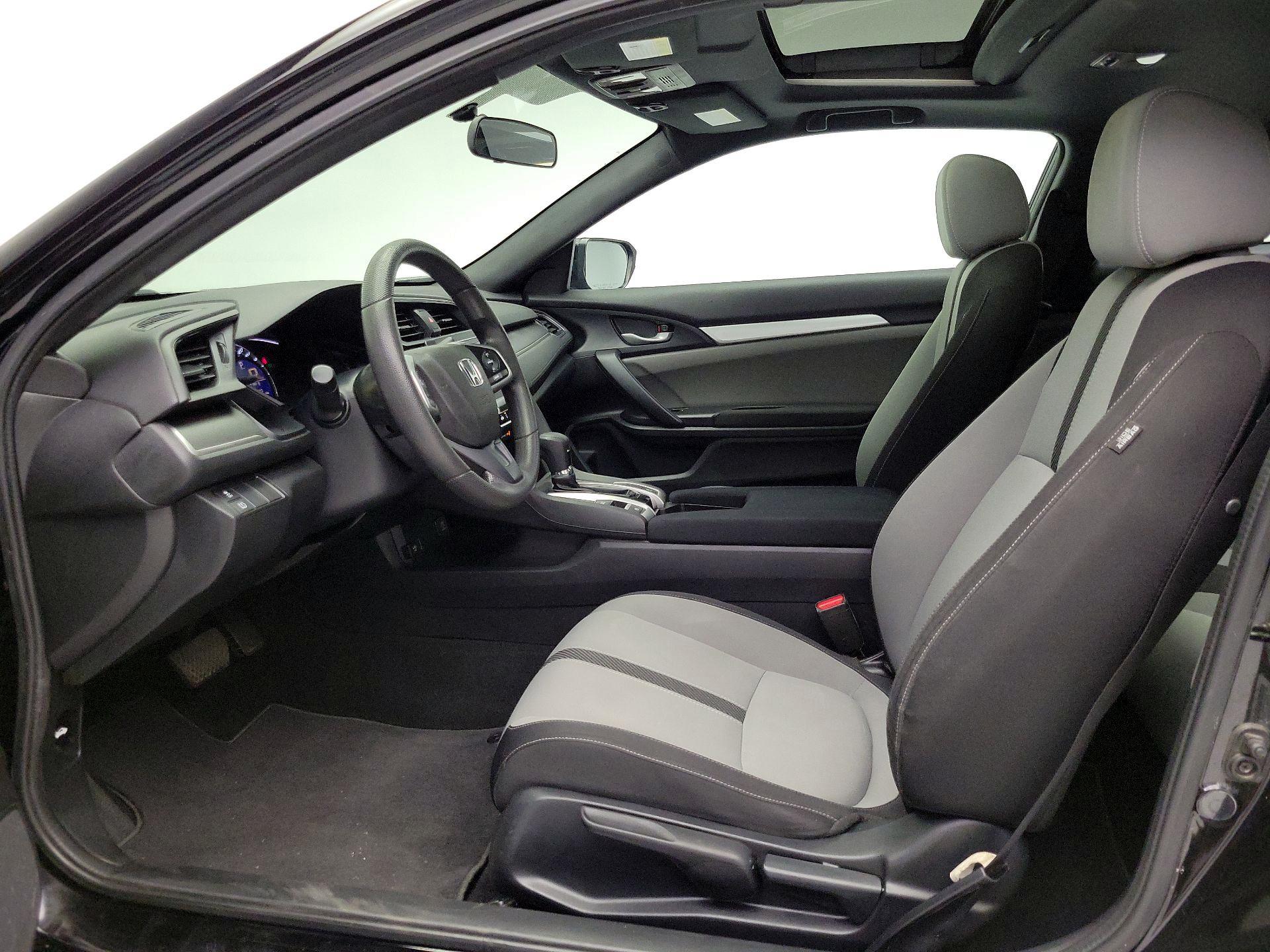 Thumbnail: 2016 Honda Civic - 11