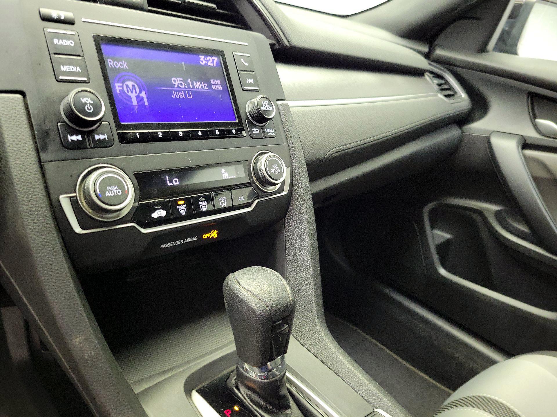 Thumbnail: 2016 Honda Civic - 16