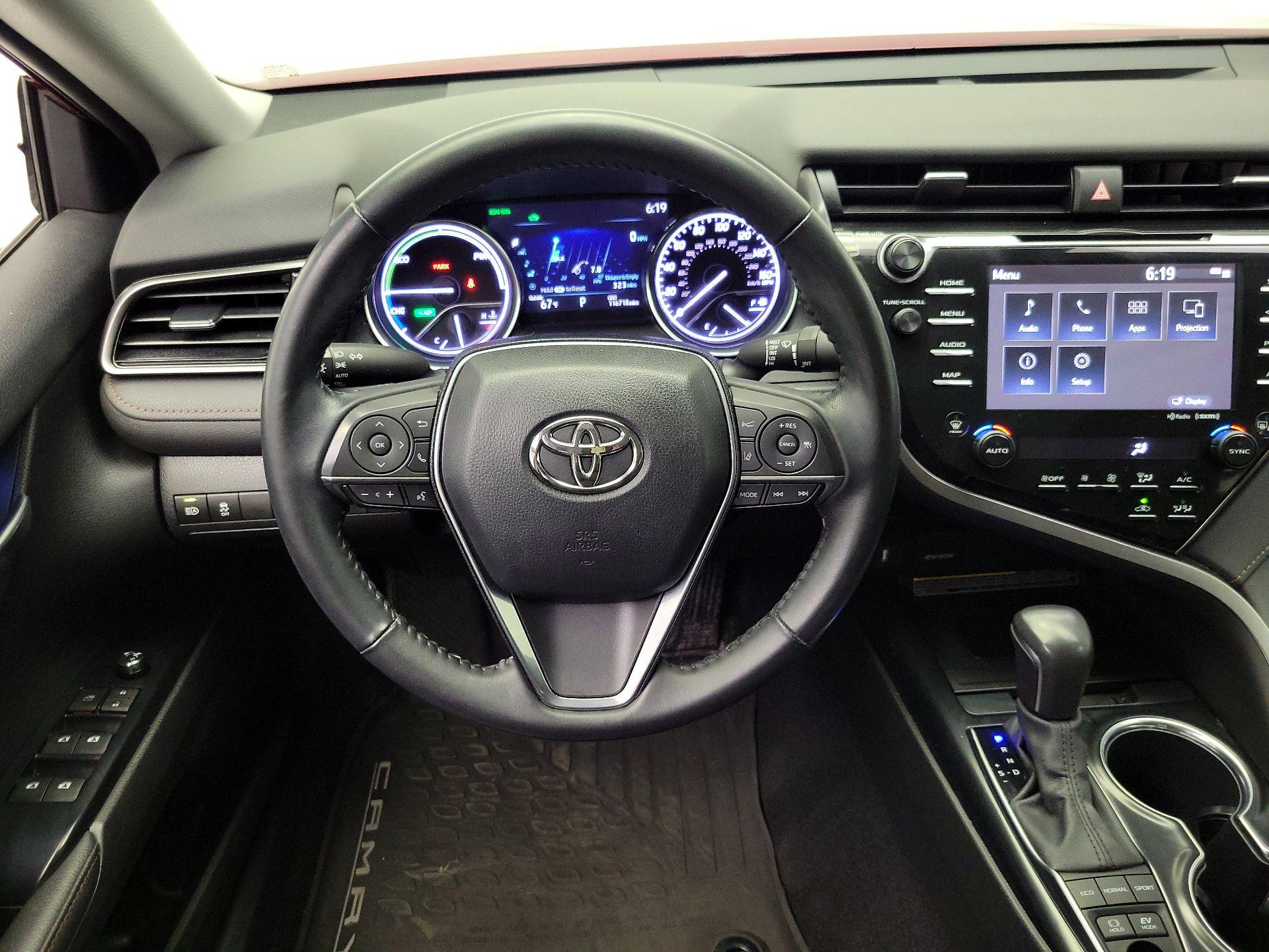 Thumbnail: 2020 Toyota Camry - 10
