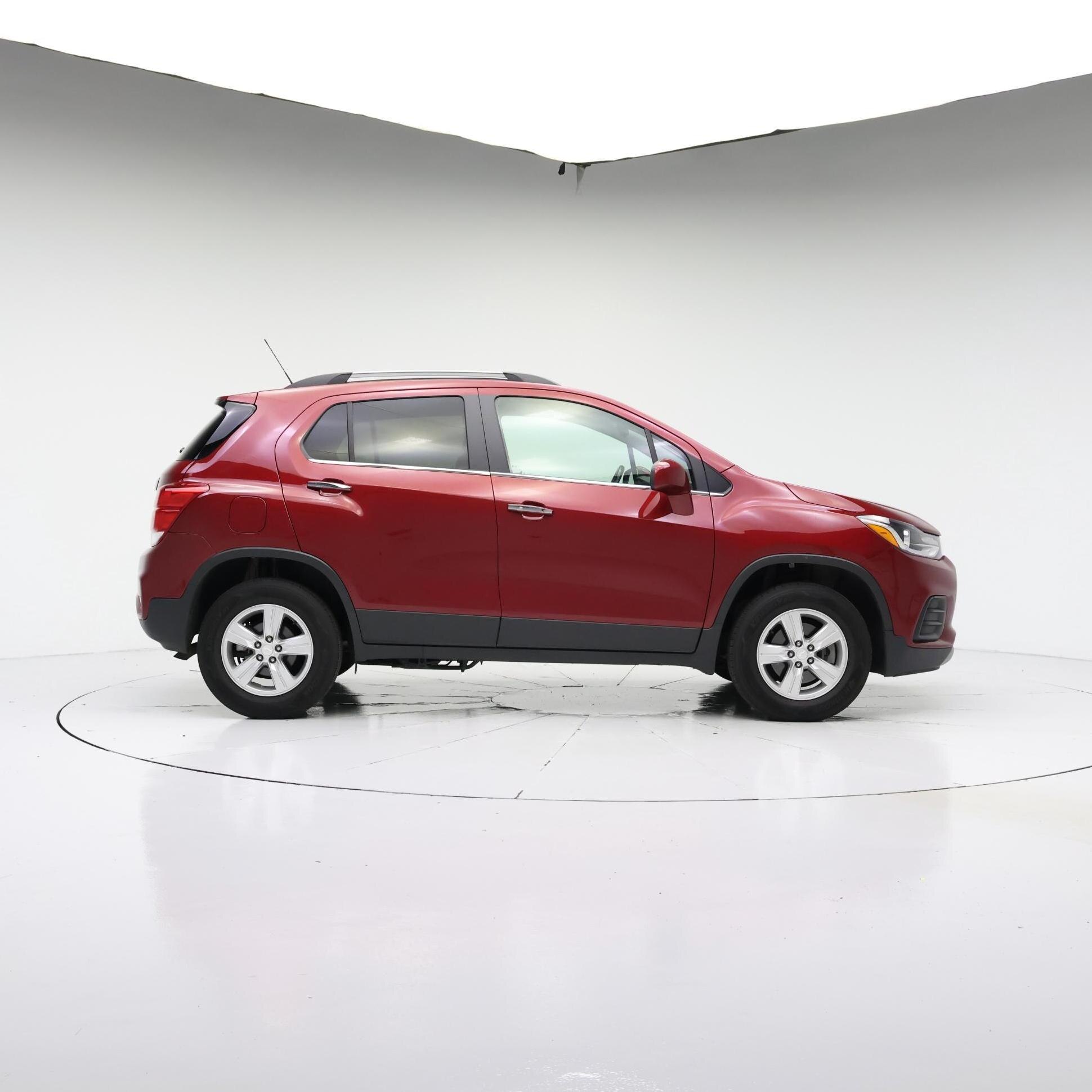 Thumbnail: 2020 Chevrolet Trax - 3