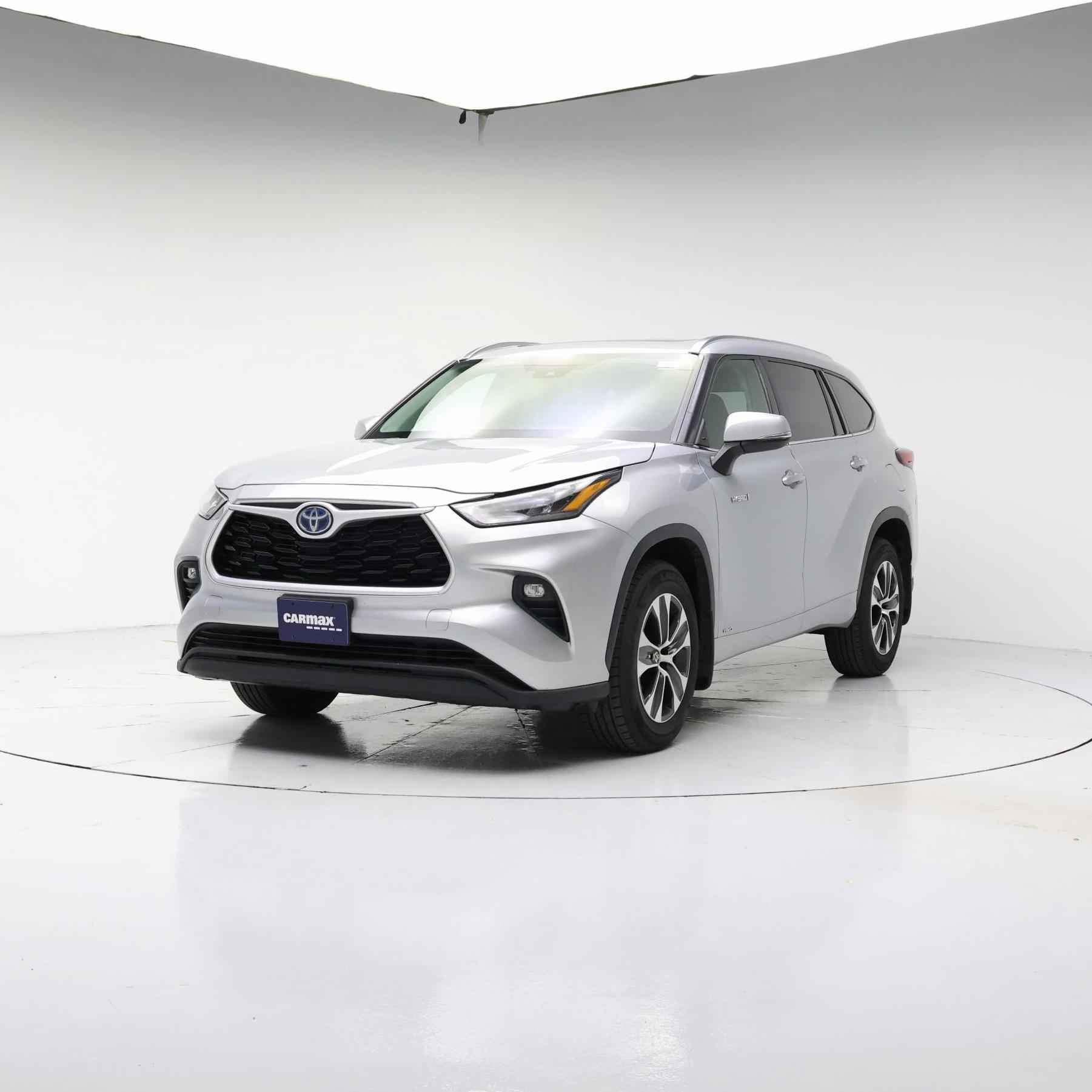 Thumbnail: 2020 Toyota Highlander - 4