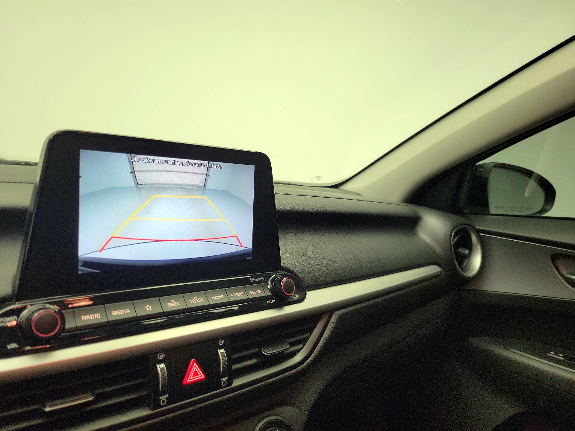 Thumbnail: 2021 Kia Forte - 14