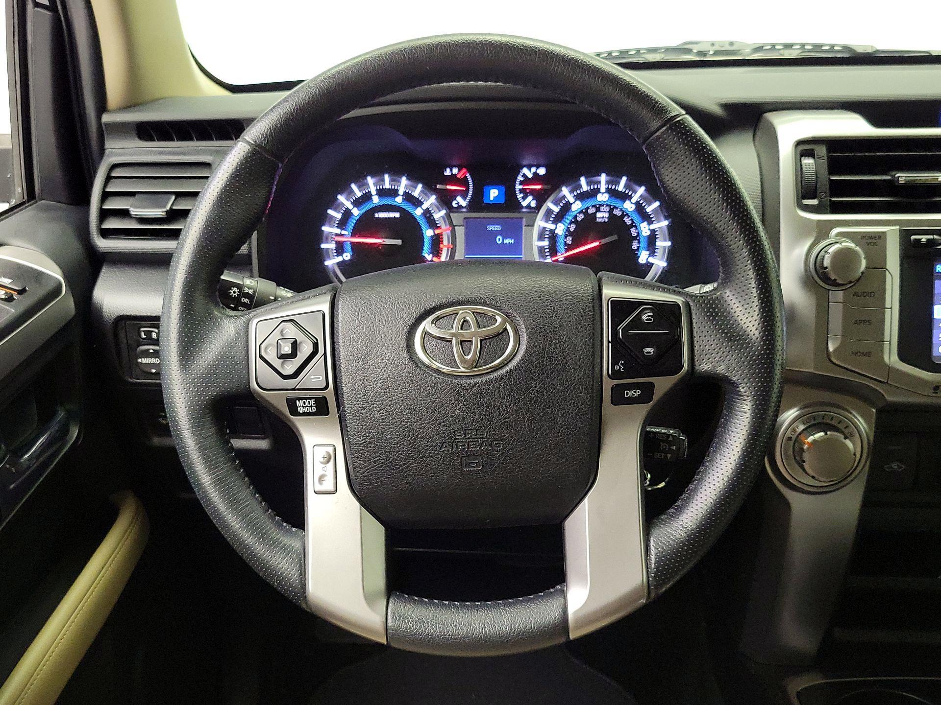 Thumbnail: 2015 Toyota 4Runner - 10