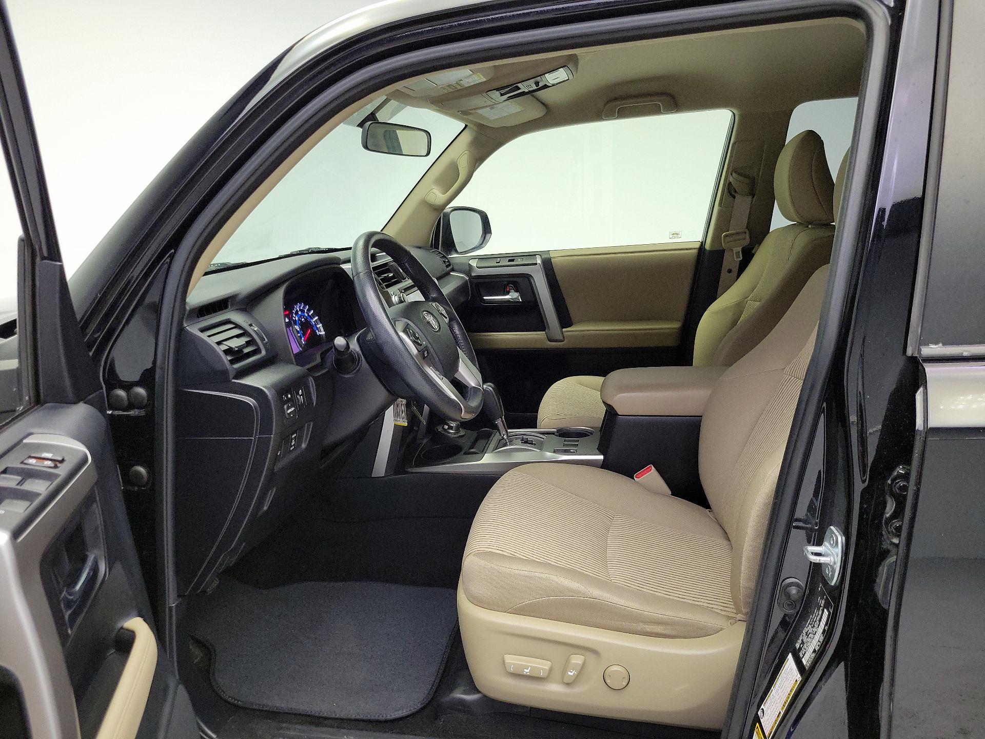 Thumbnail: 2015 Toyota 4Runner - 11