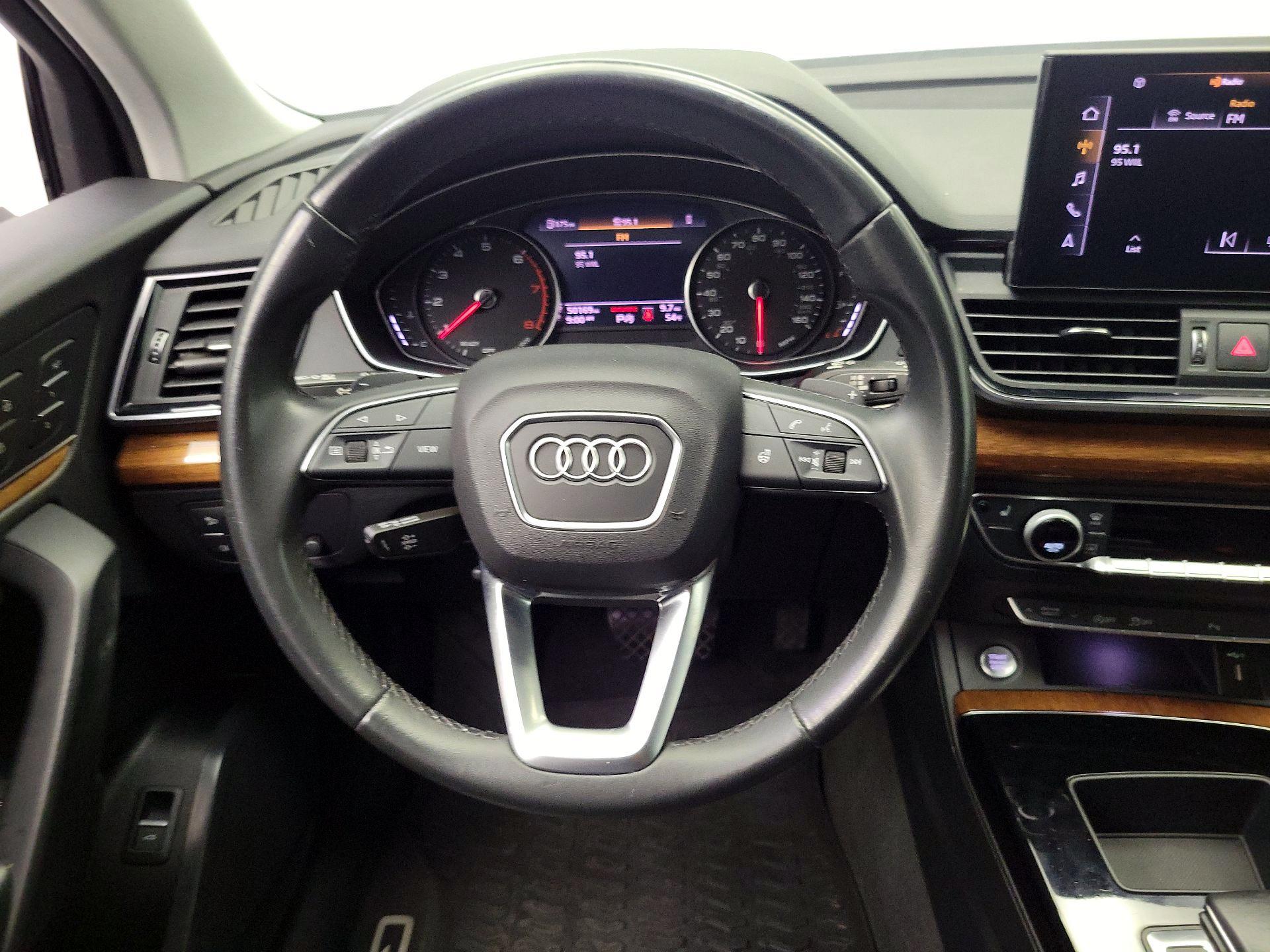 Thumbnail: 2022 Audi Q5 - 10