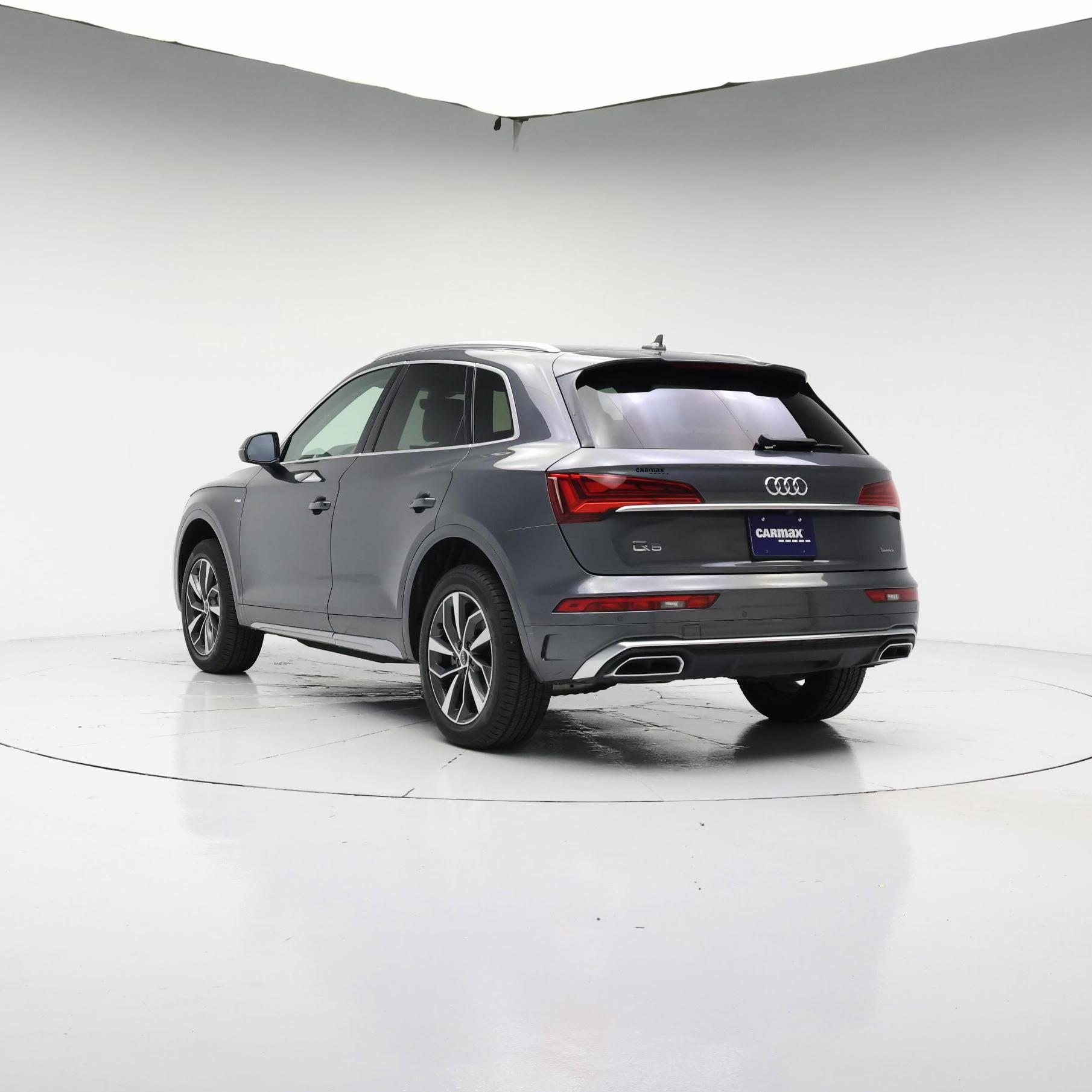 Thumbnail: 2022 Audi Q5 - 2