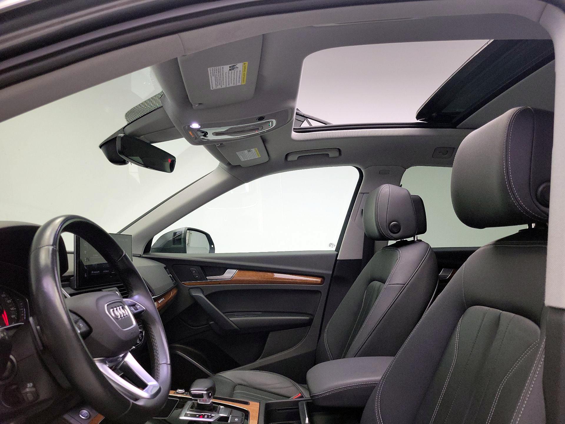 Thumbnail: 2022 Audi Q5 - 19