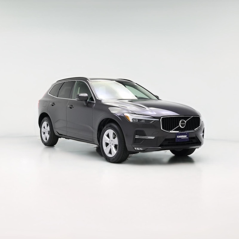 2022 Volvo XC60 B5 Momentum