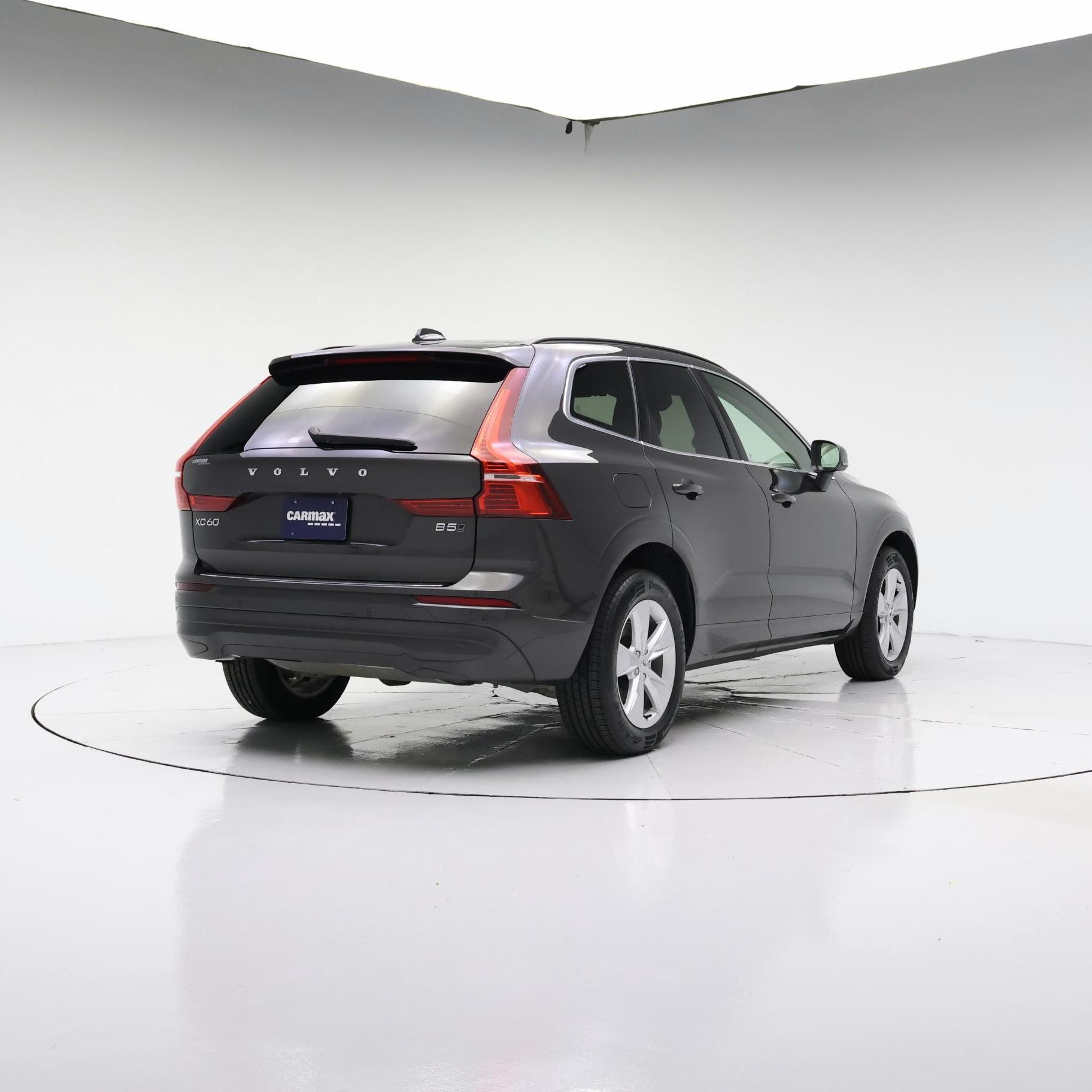 Thumbnail: 2022 Volvo XC60 - 8