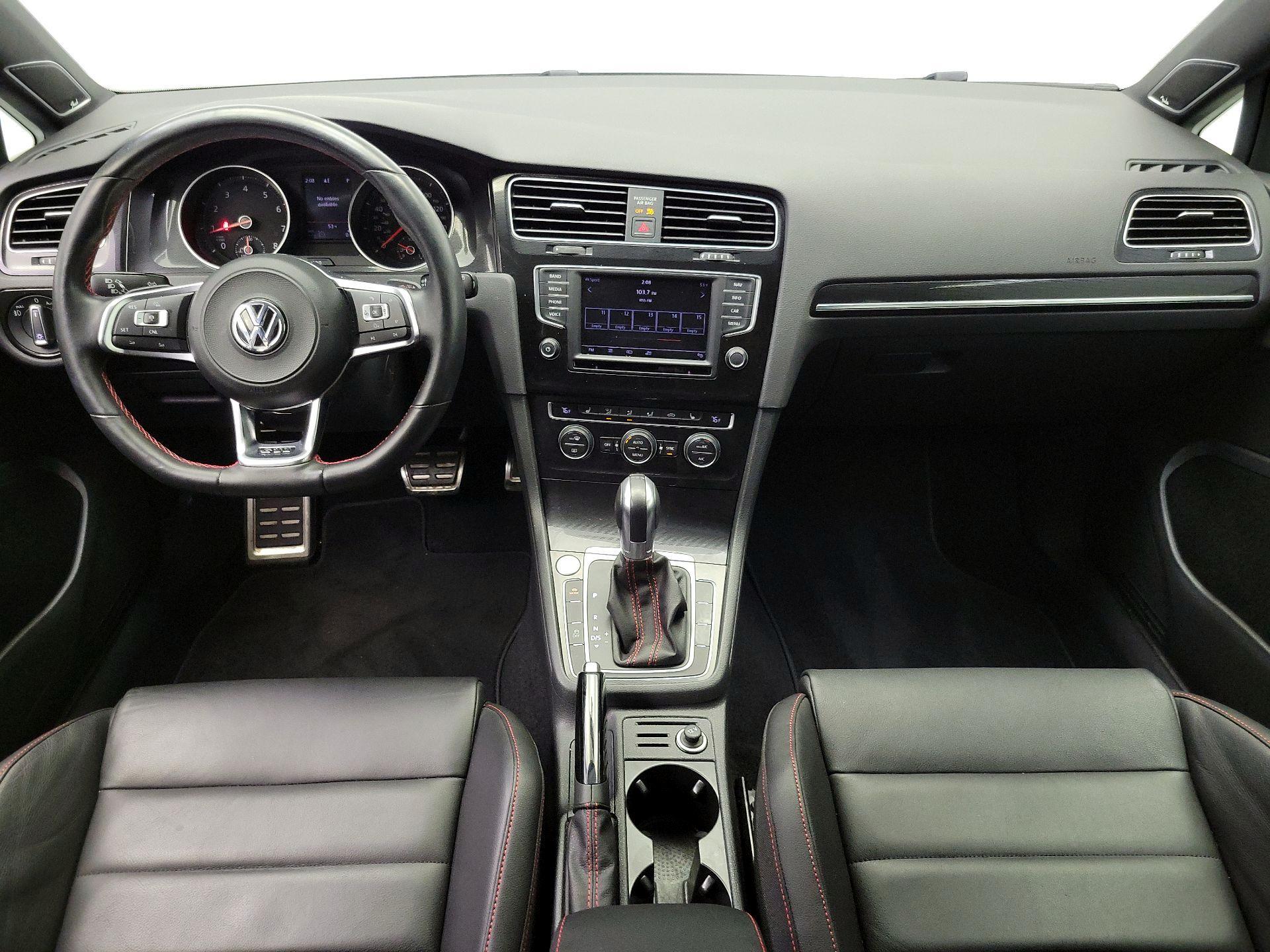 Thumbnail: 2017 Volkswagen Golf - 9