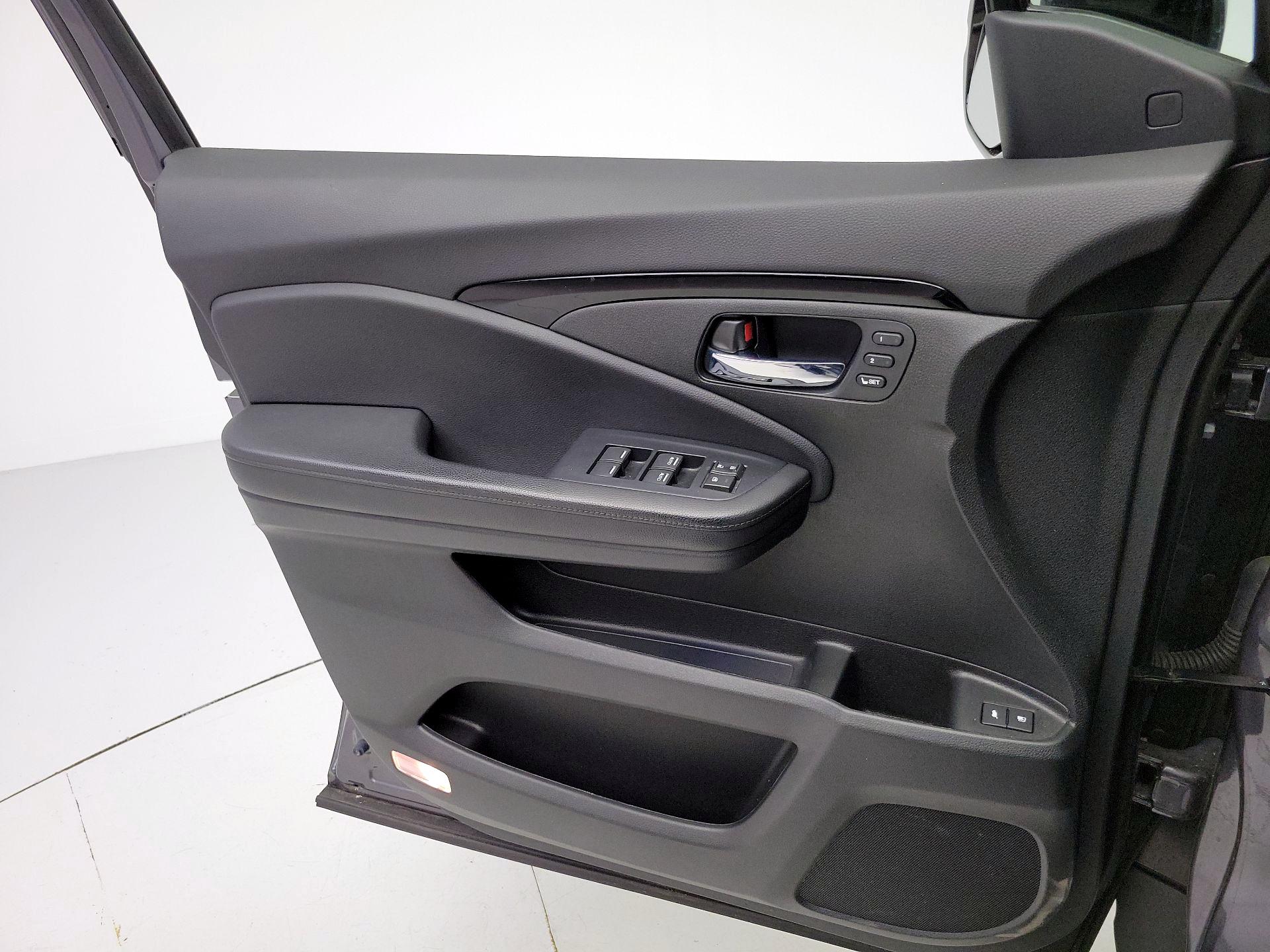 Thumbnail: 2021 Honda Pilot - 12