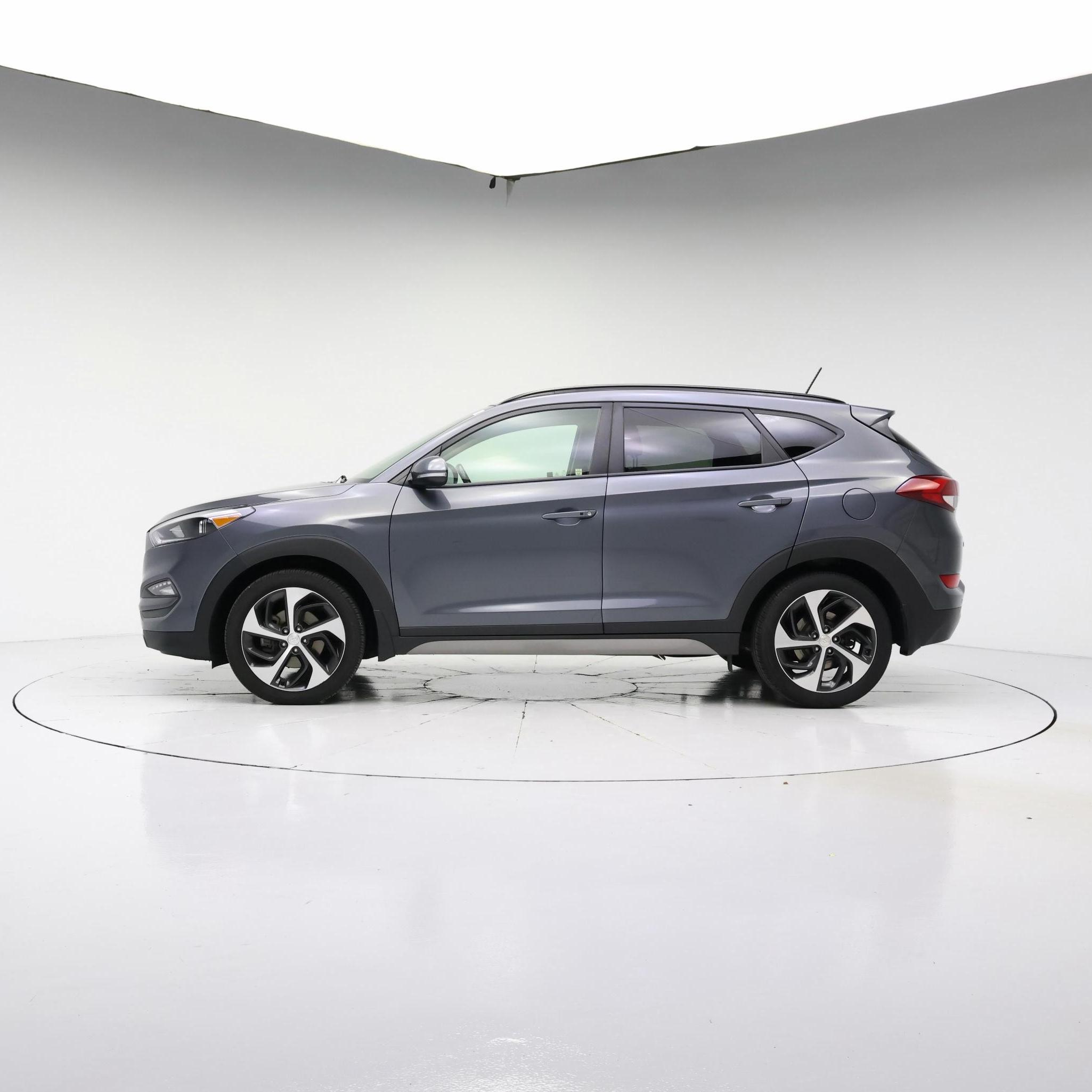 Thumbnail: 2017 Hyundai Tucson - 7