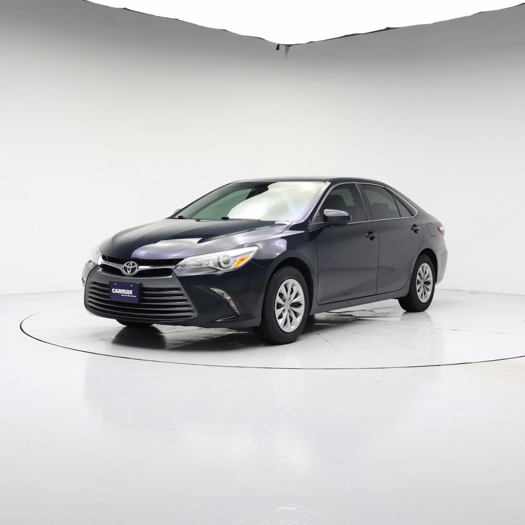 Thumbnail: 2017 Toyota Camry - 4