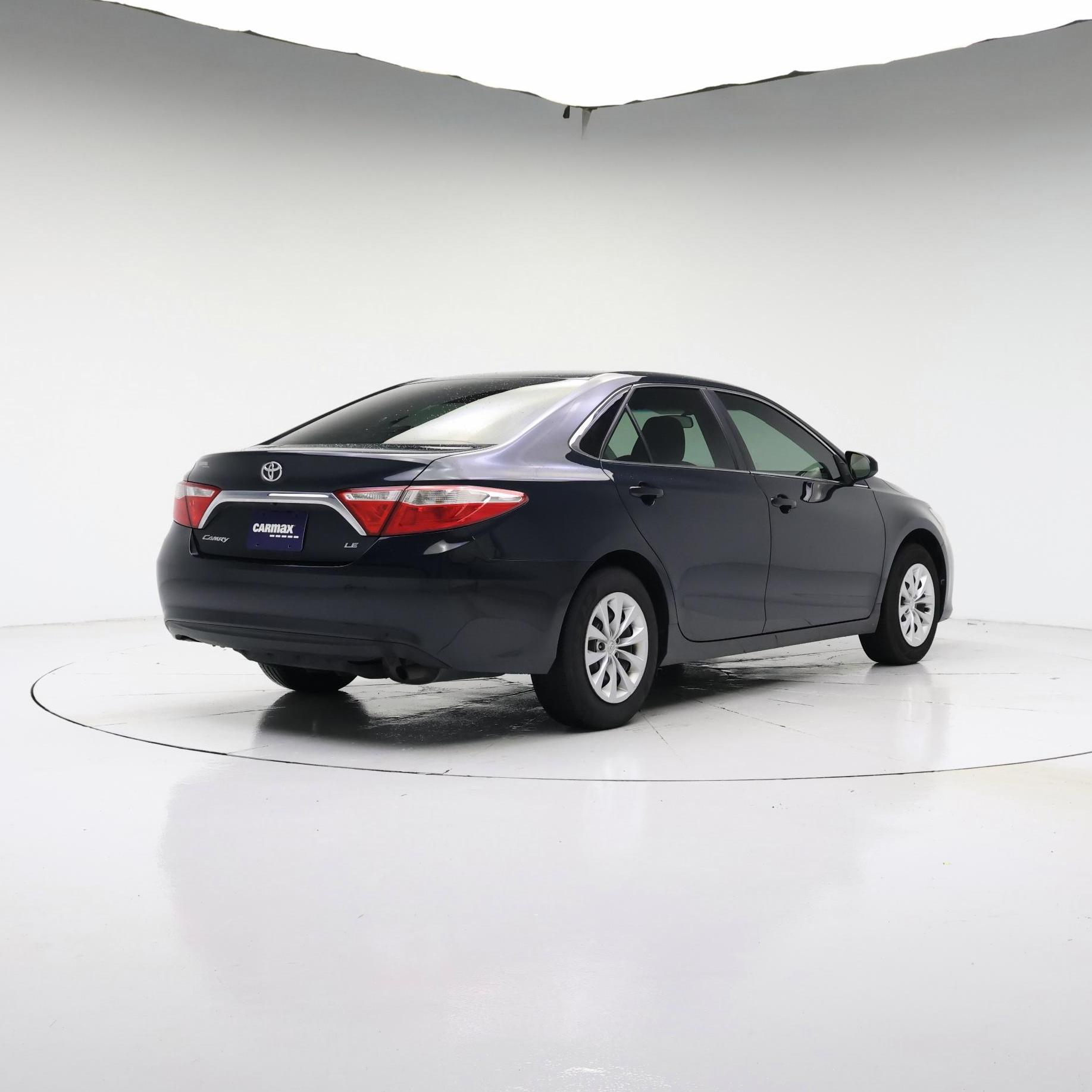 Thumbnail: 2017 Toyota Camry - 8