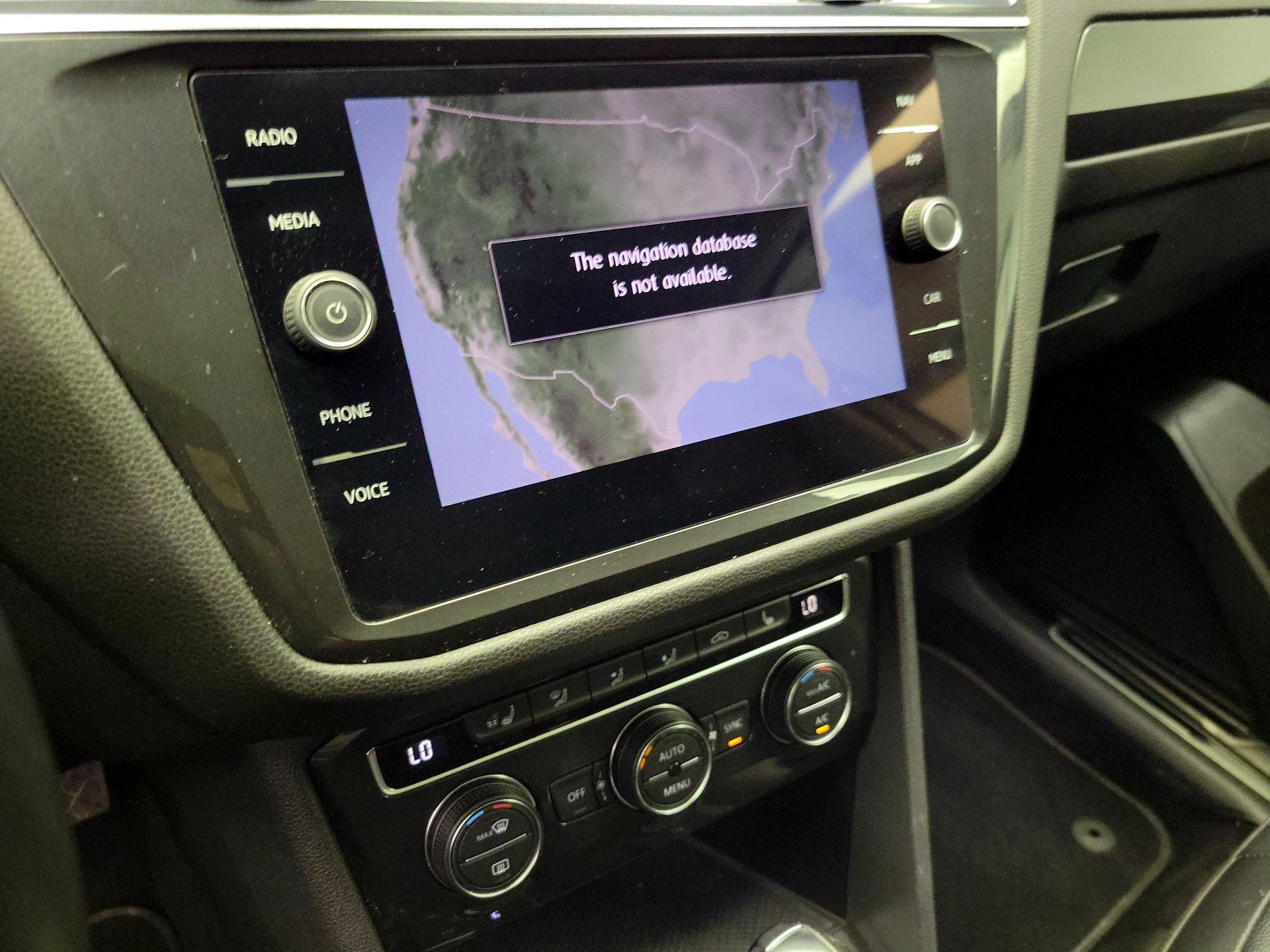 Thumbnail: 2019 Volkswagen Tiguan - 14