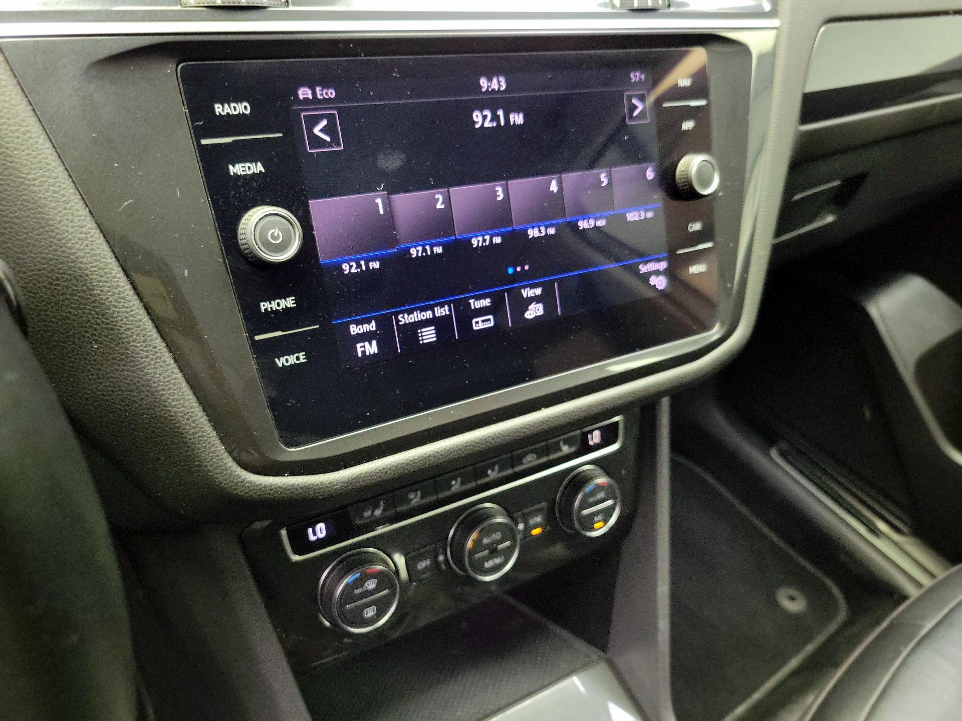 Thumbnail: 2019 Volkswagen Tiguan - 16