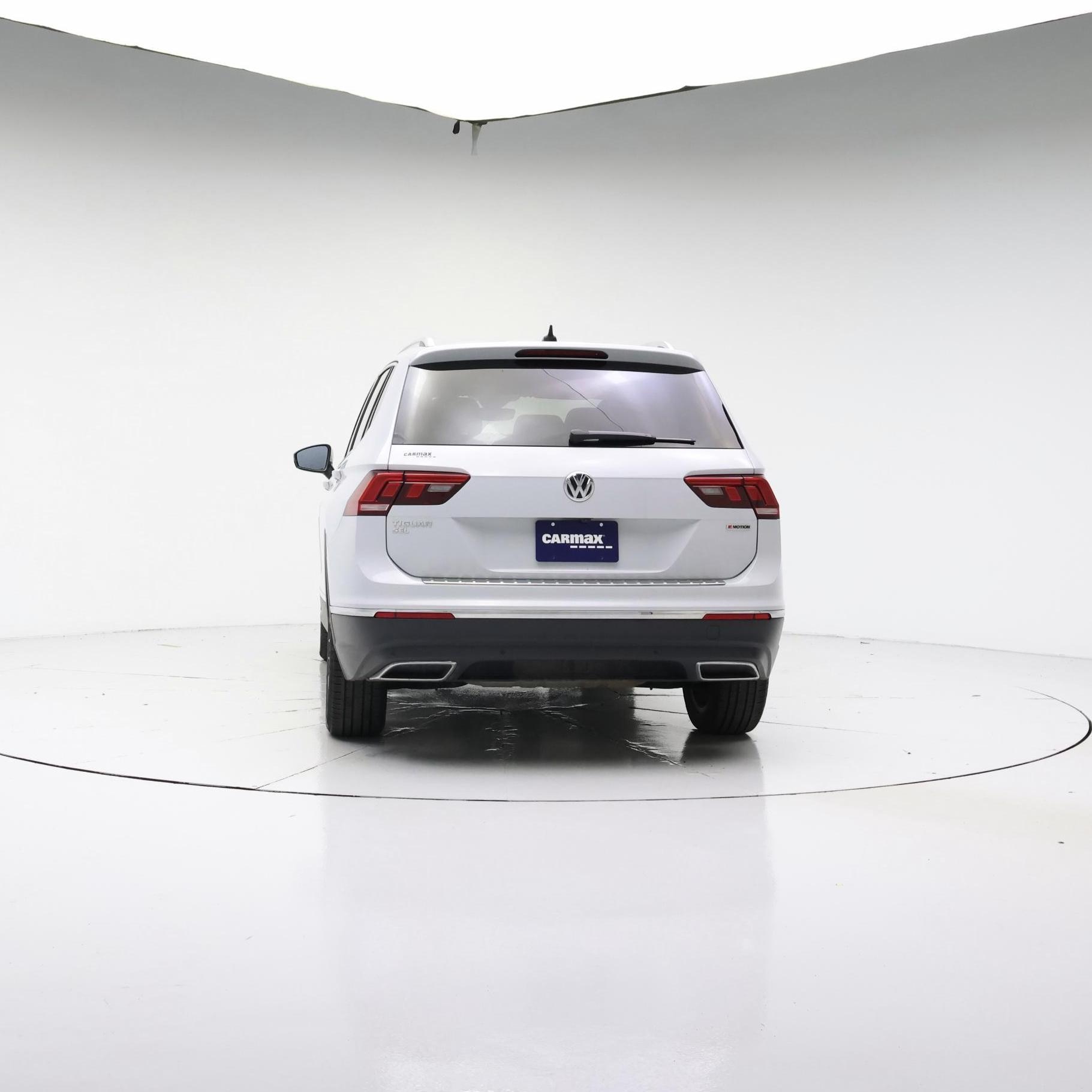 Thumbnail: 2019 Volkswagen Tiguan - 6