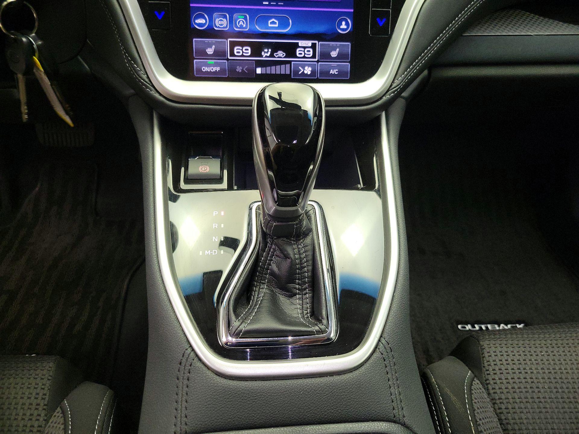 Thumbnail: 2021 Subaru Outback - 17