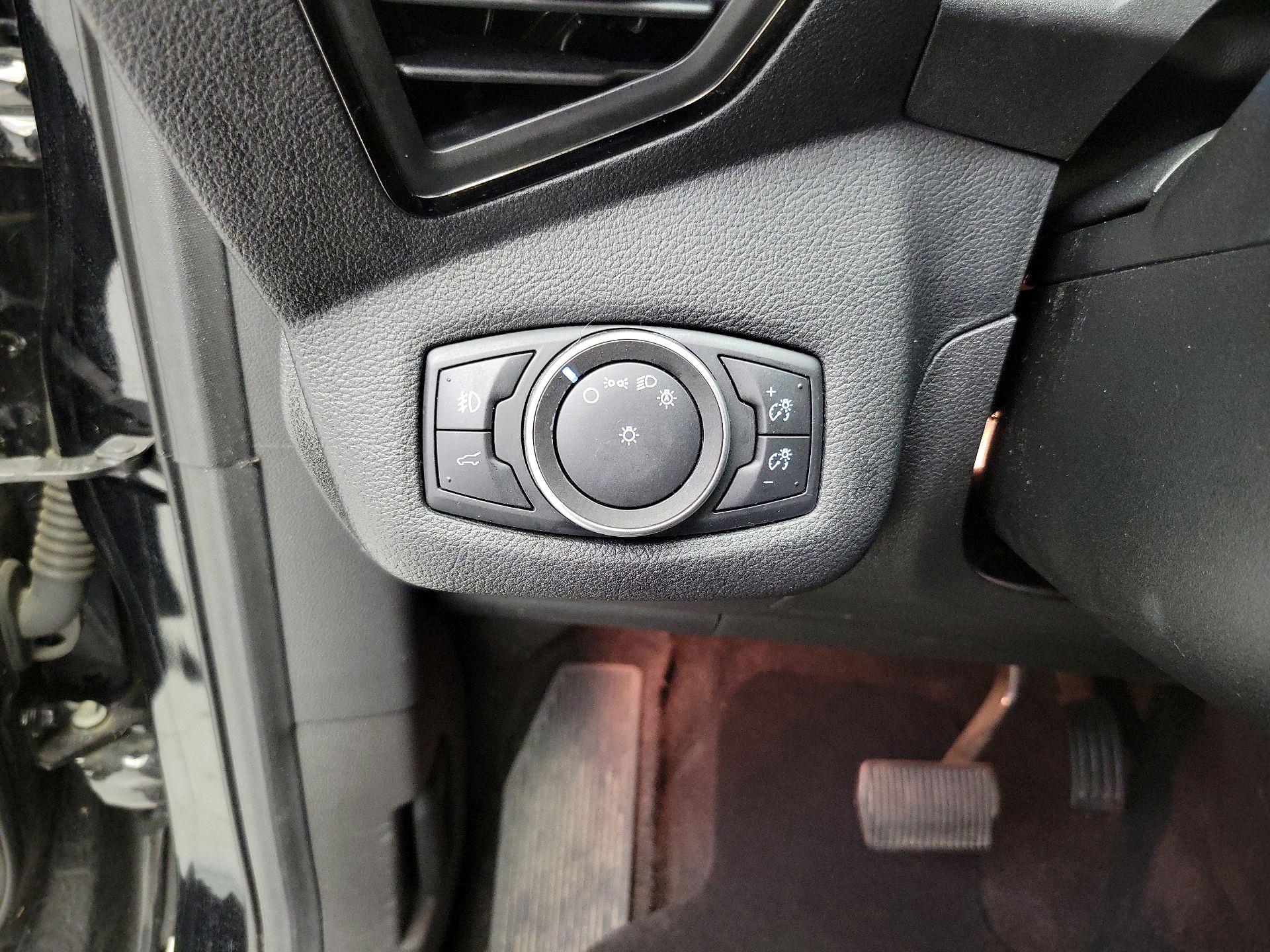 Thumbnail: 2018 Ford Escape - 13