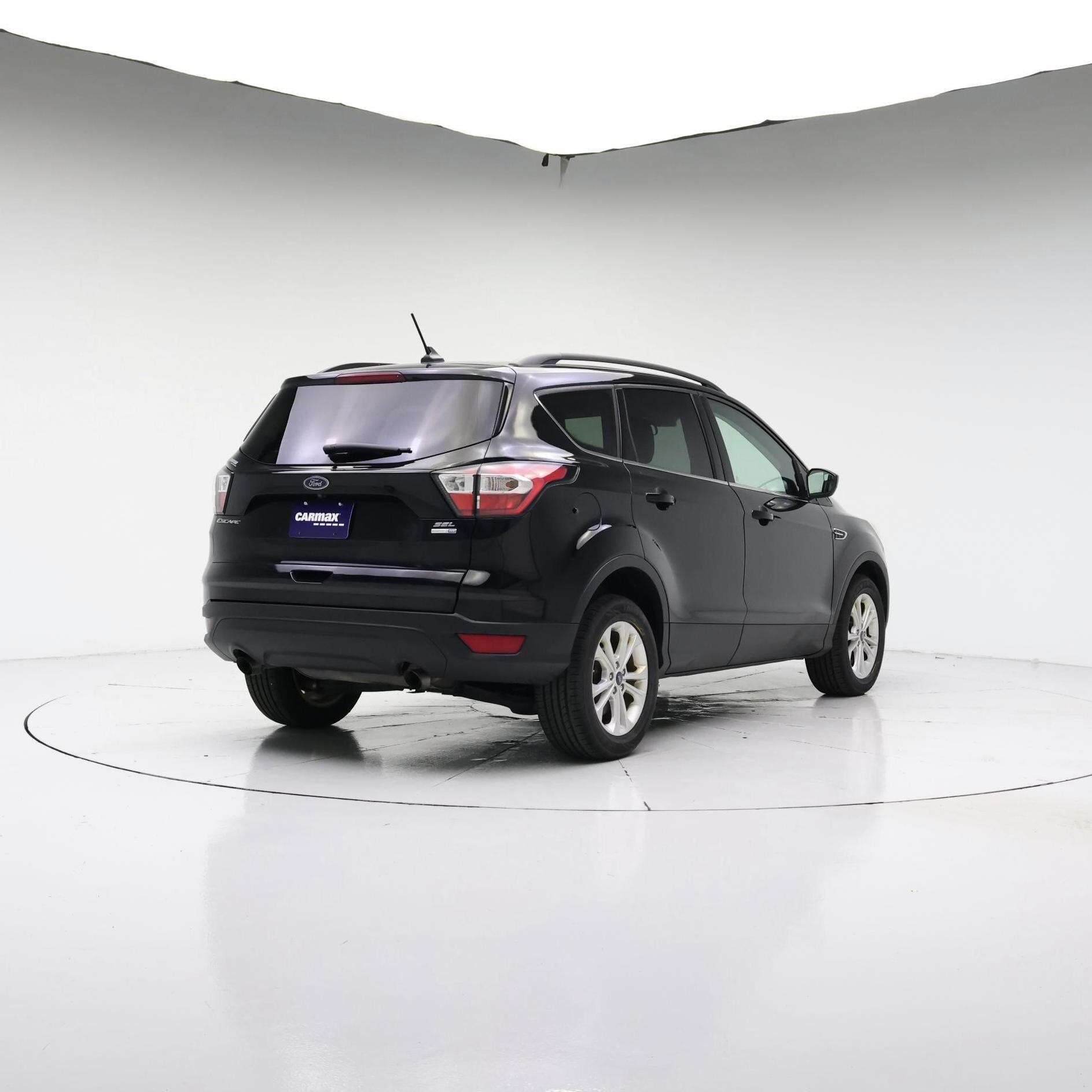 Thumbnail: 2018 Ford Escape - 8