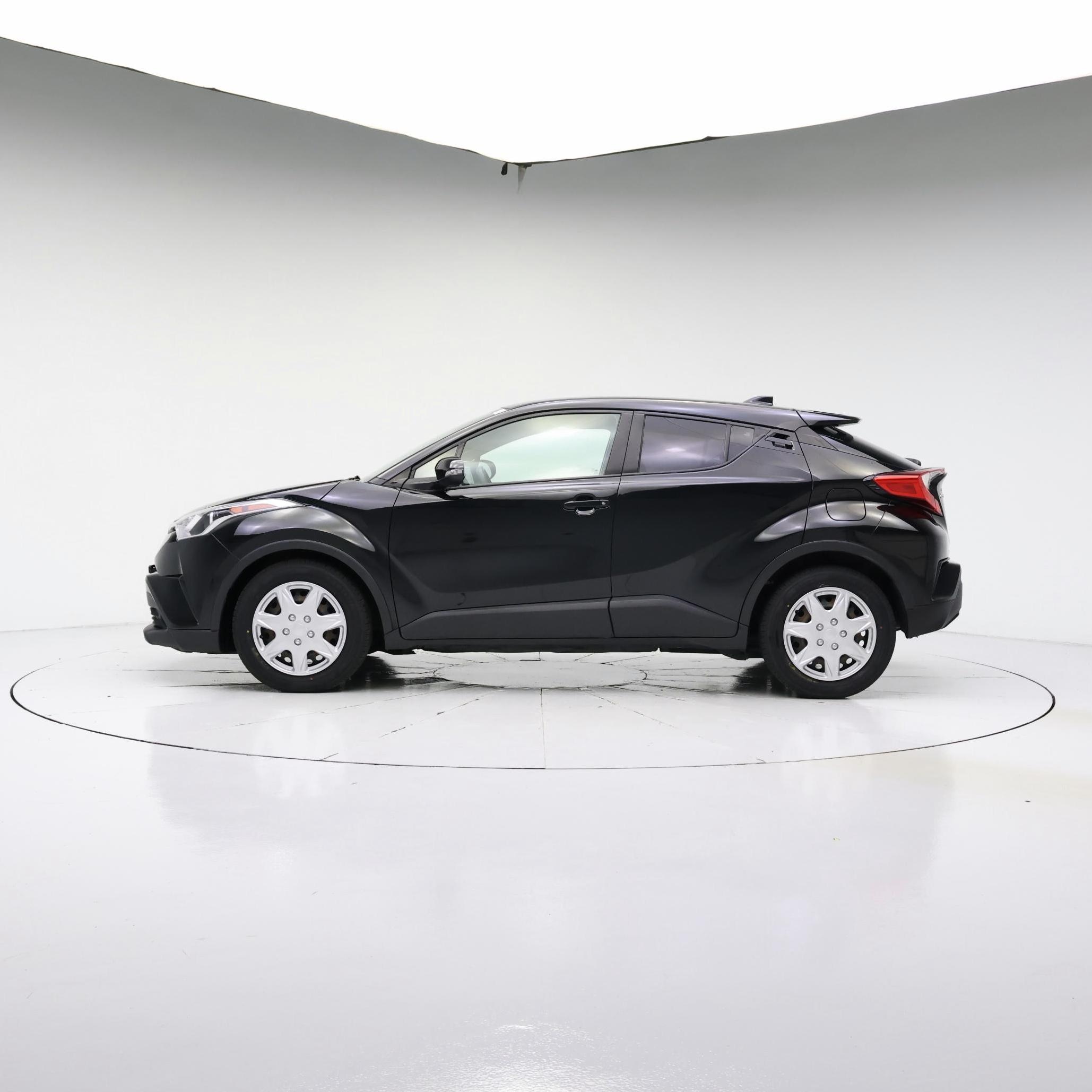 Thumbnail: 2019 Toyota C-HR - 3