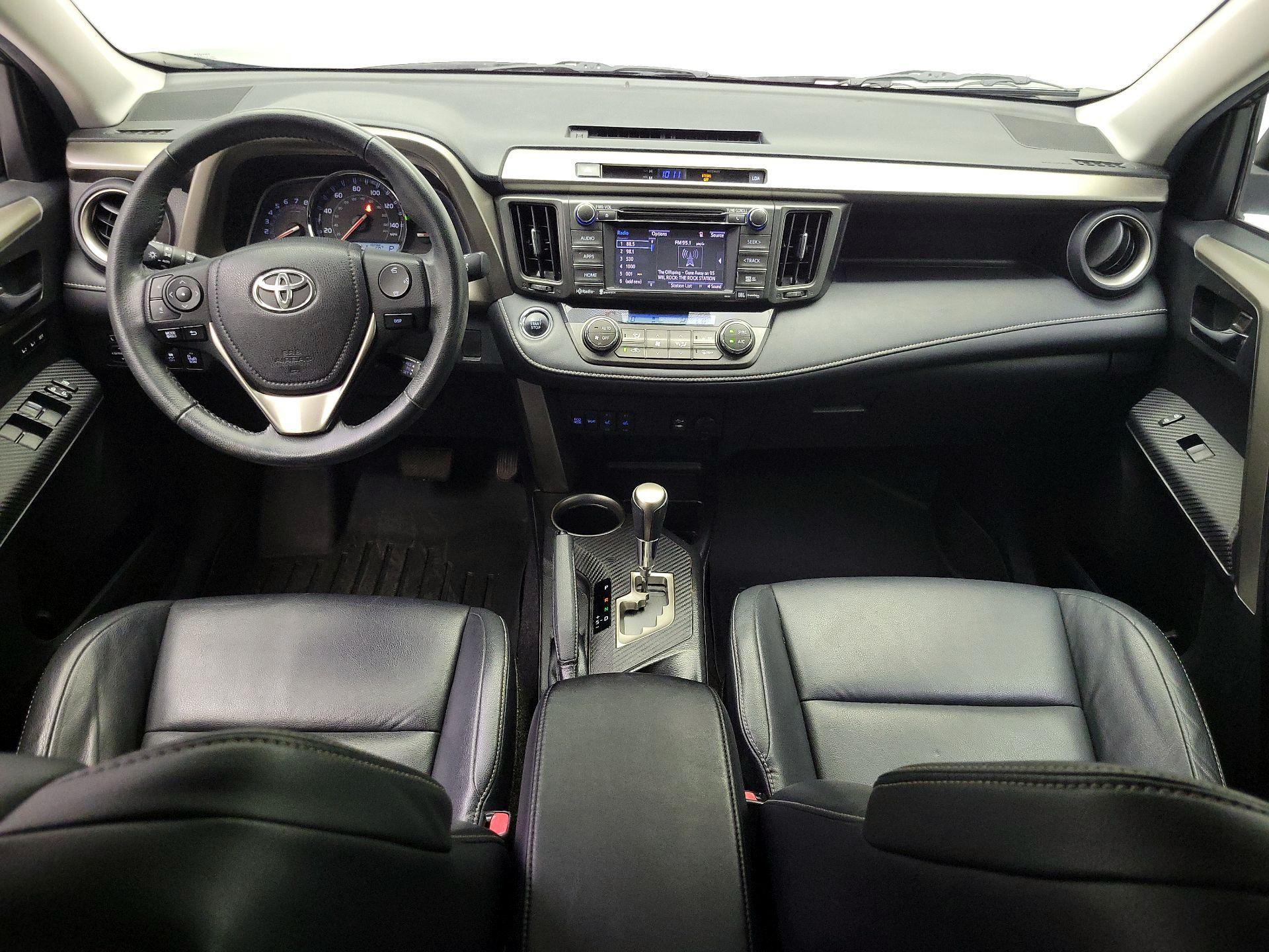 Thumbnail: 2015 Toyota RAV4 - 9