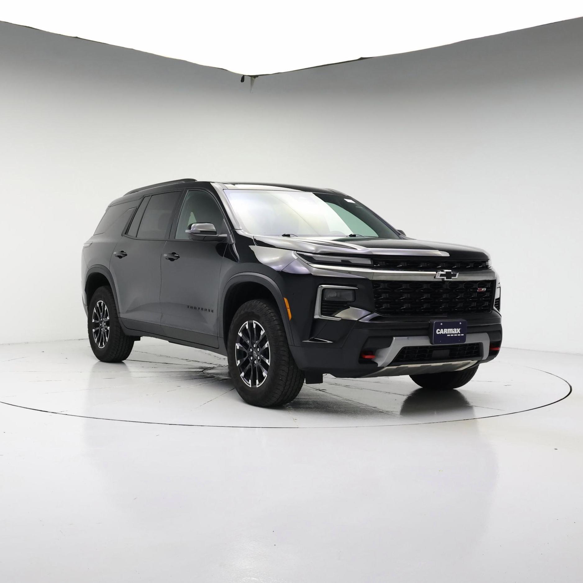 Thumbnail: 2024 Chevrolet Traverse - 2