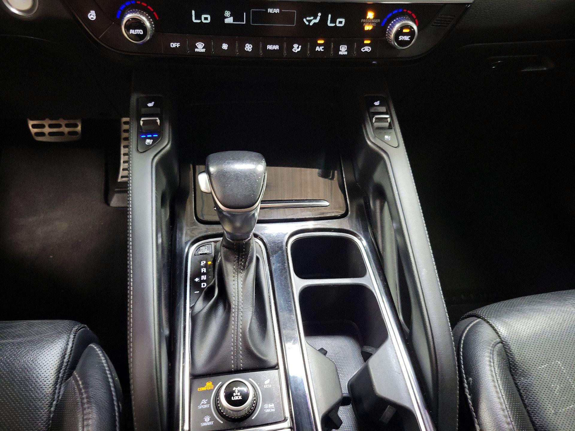 Thumbnail: 2020 Kia Telluride - 18
