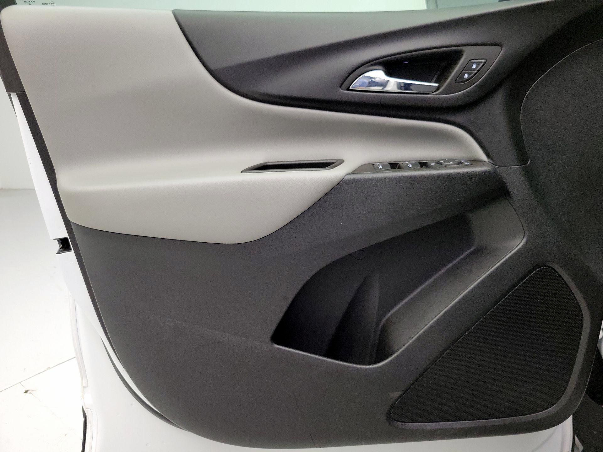 Thumbnail: 2023 Chevrolet Equinox - 12