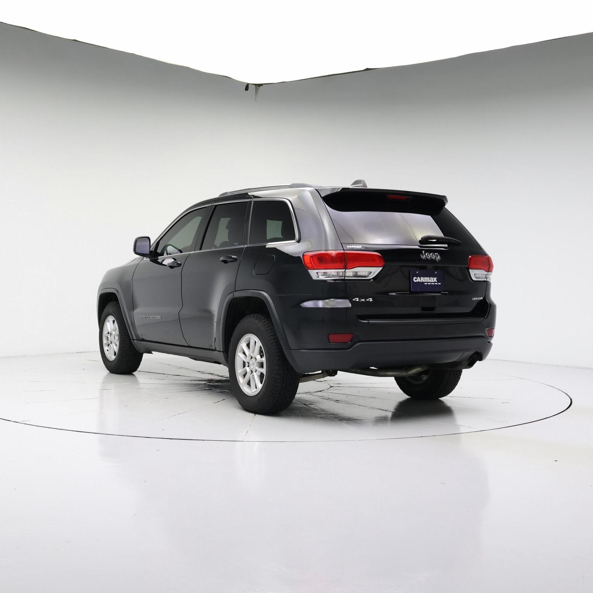 Thumbnail: 2018 Jeep Grand Cherokee - 2