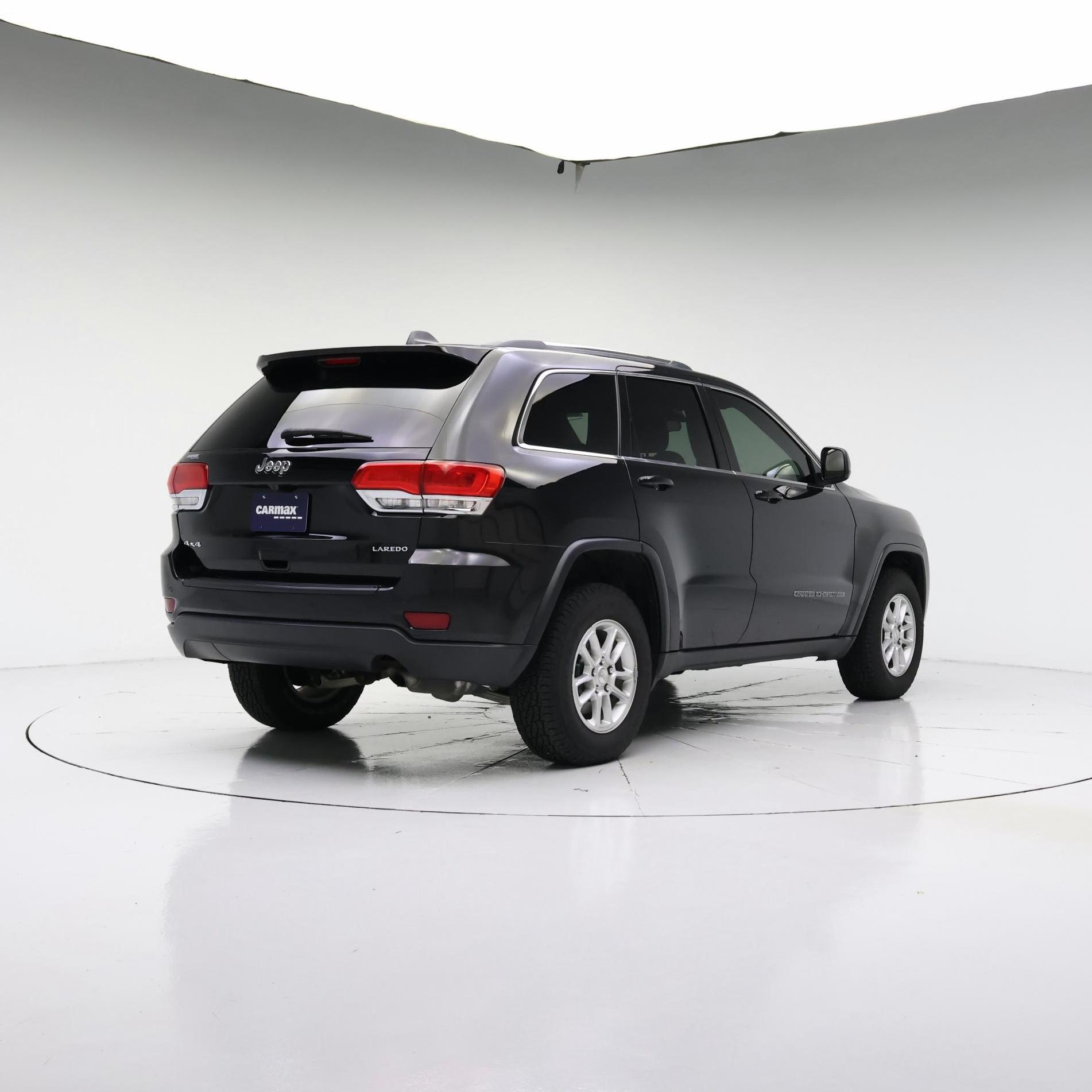 Thumbnail: 2018 Jeep Grand Cherokee - 8