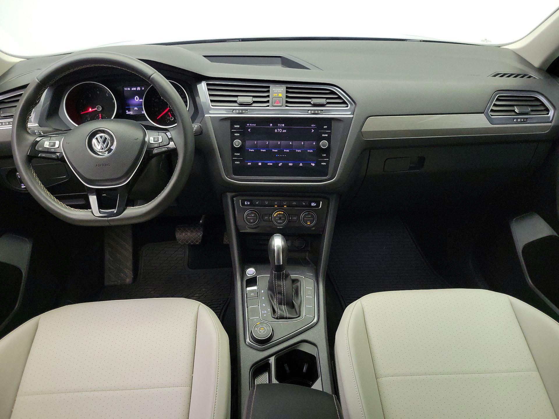 Thumbnail: 2021 Volkswagen Tiguan - 9