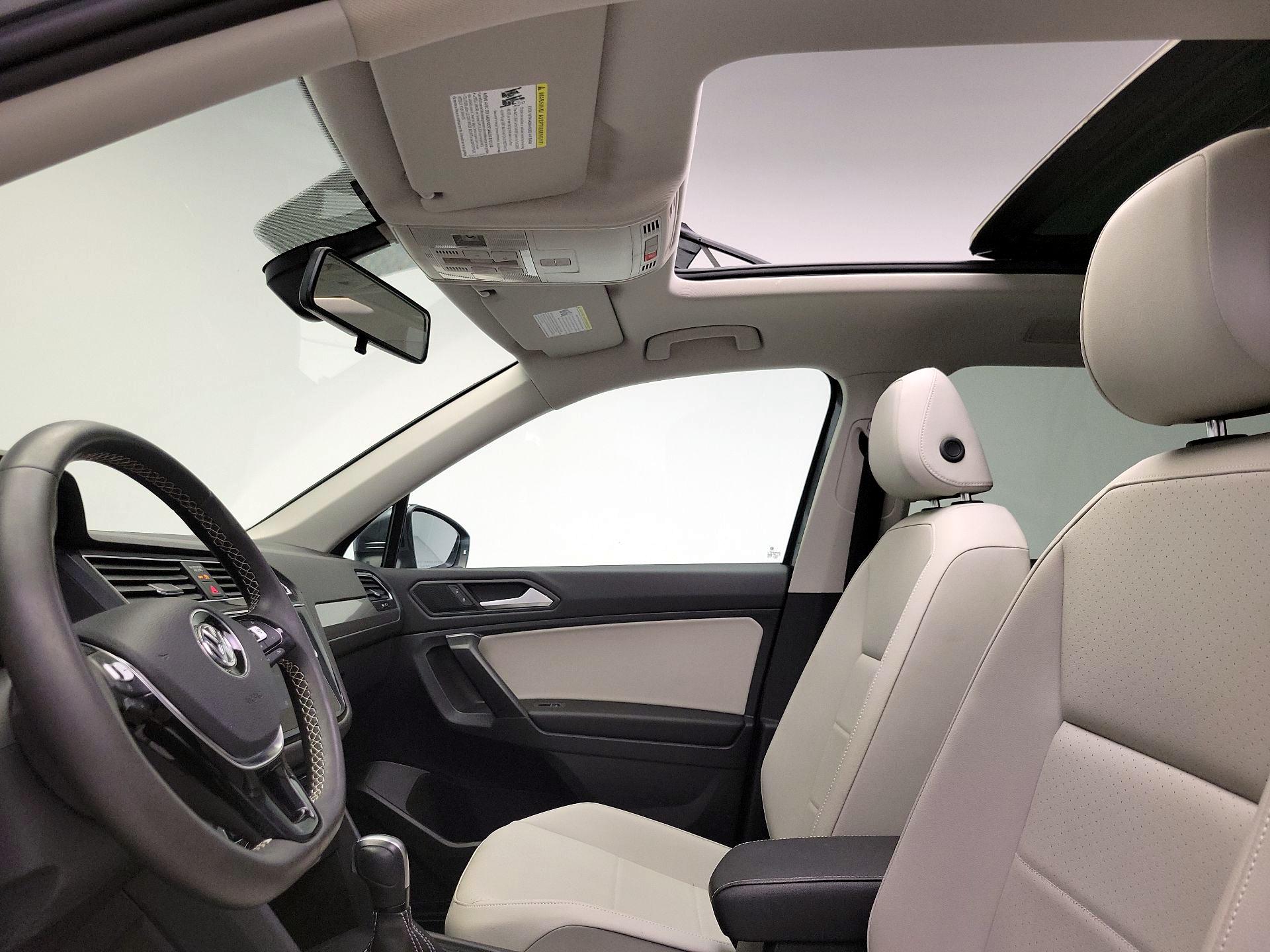 Thumbnail: 2021 Volkswagen Tiguan - 19